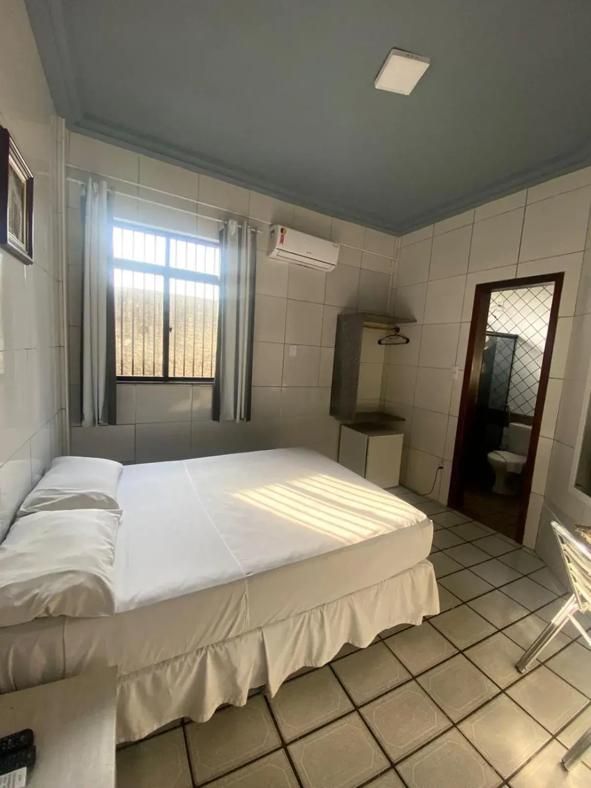Standard Double Room in San Fernando Hotel Standard Double Room in San Fernando Hotel