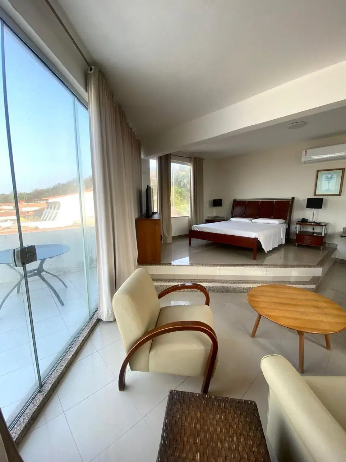 Superior Suite with Sea View in San Fernando Hotel Superior Suite with Sea View in San Fernando Hotel