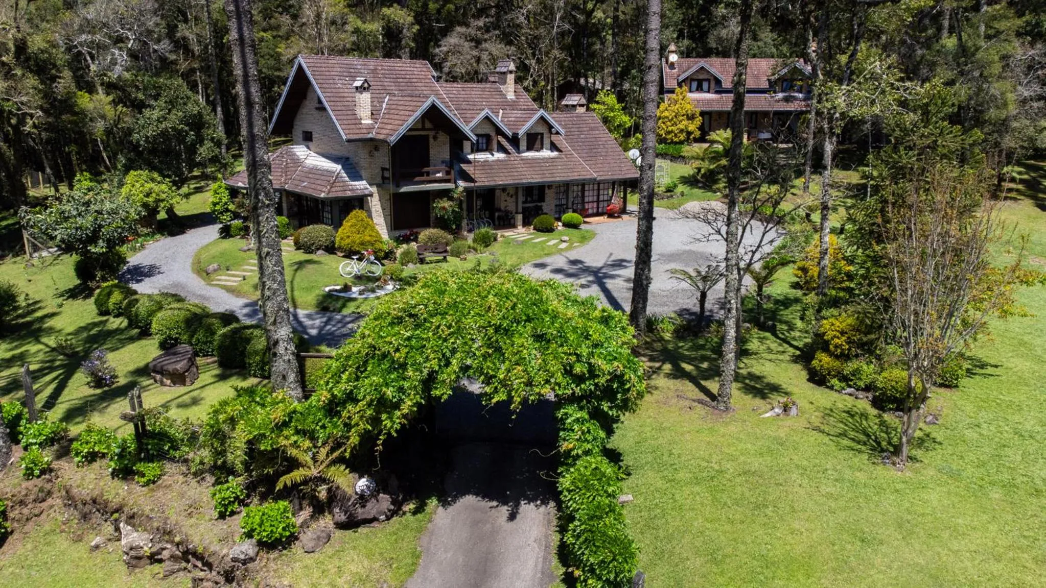 Property building in Estalagem Coração Da Mata