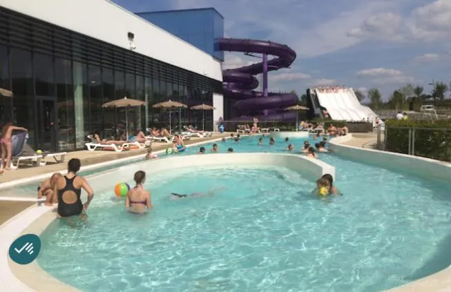 Aqua park in Le presbytère de Fressin