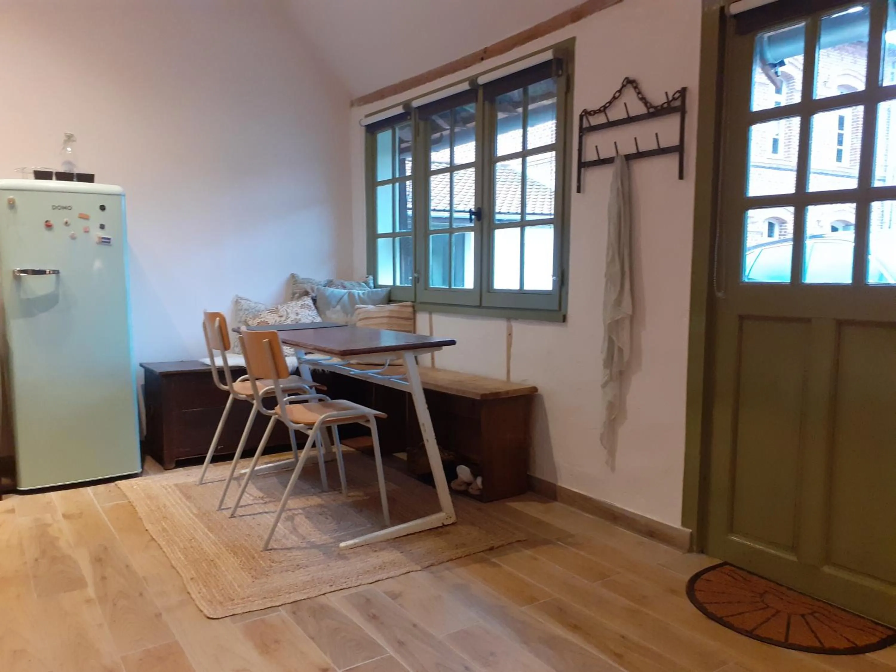 Kitchen or kitchenette in Le presbytère de Fressin