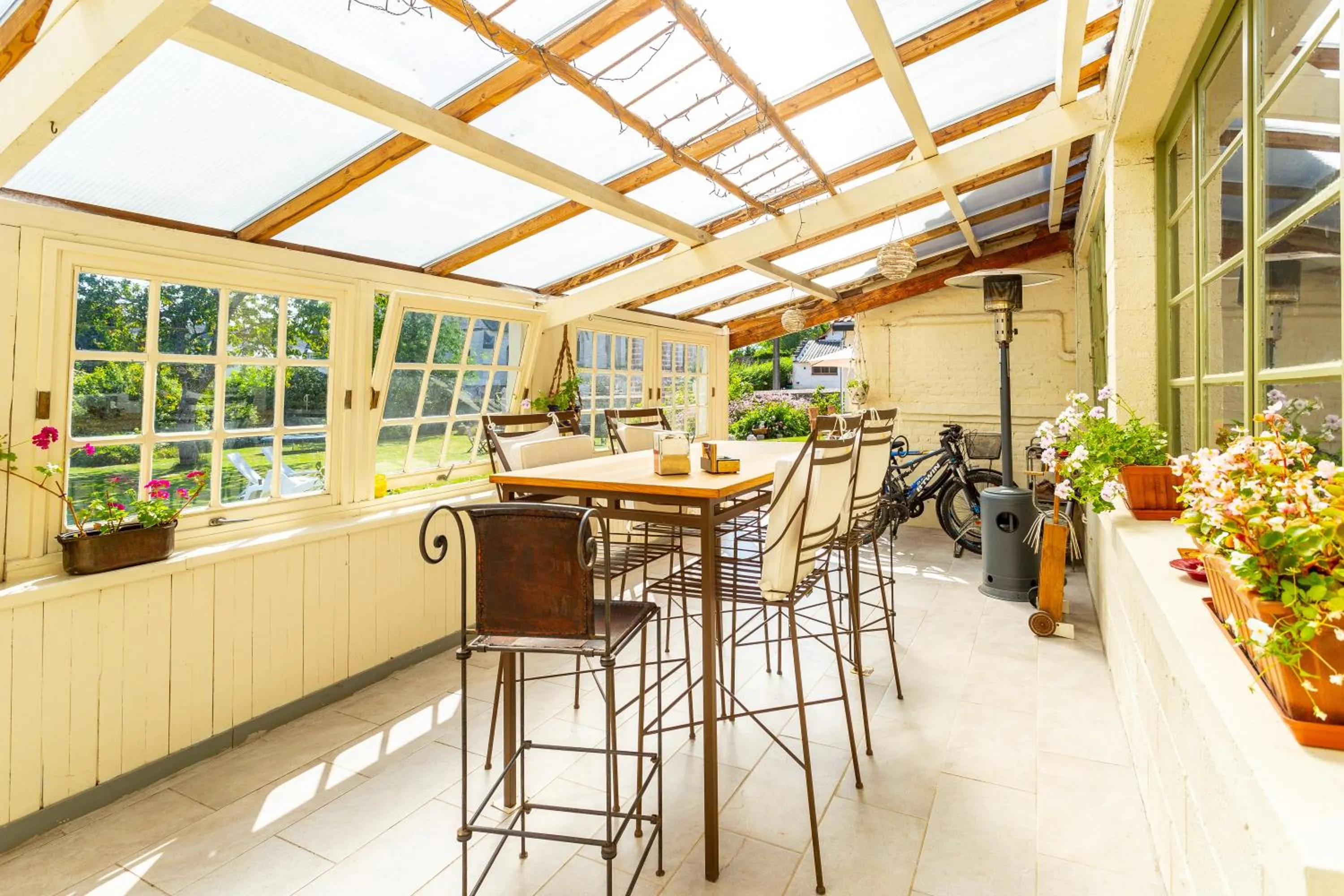 Patio in Le presbytère de Fressin