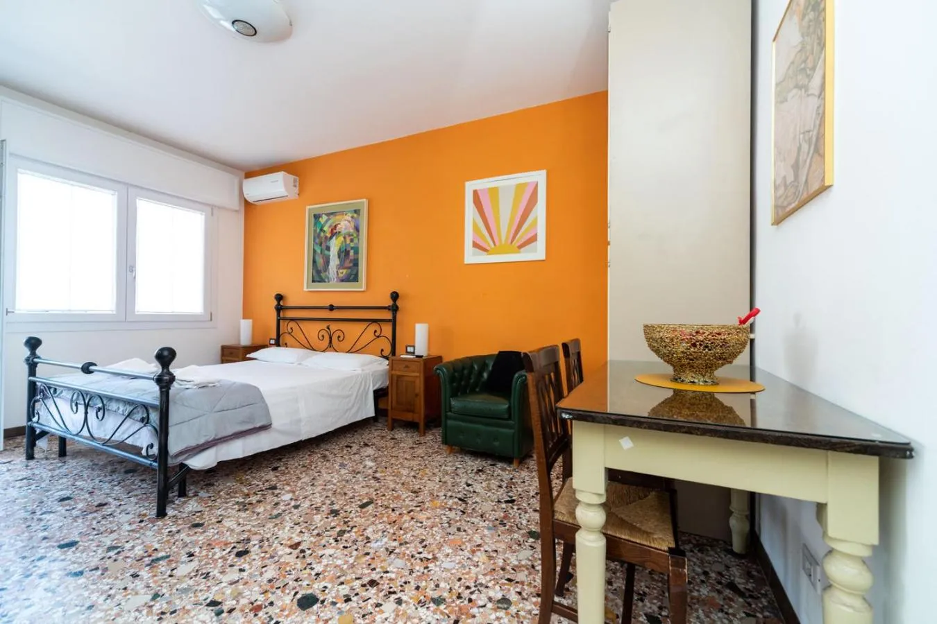 Photo of the whole room, Bed in Monti Guesthouse