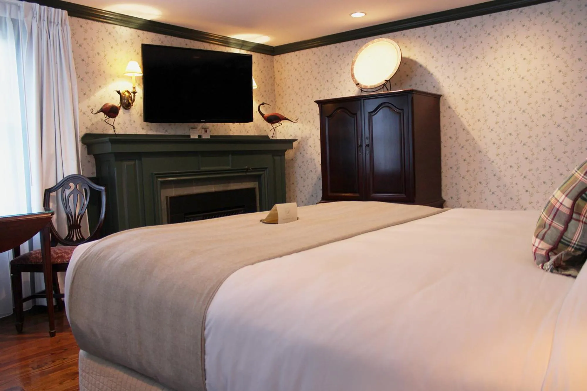 Bedroom, Bed in Ripplecove Hotel & Spa