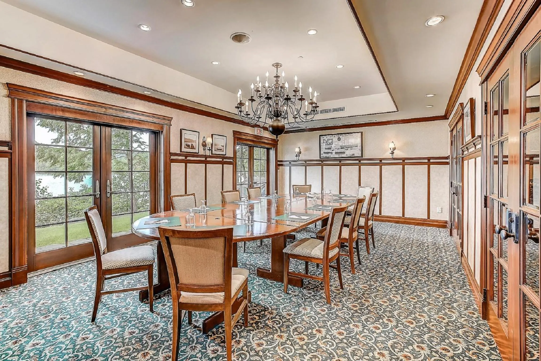 Banquet/Function facilities in Ripplecove Hotel & Spa