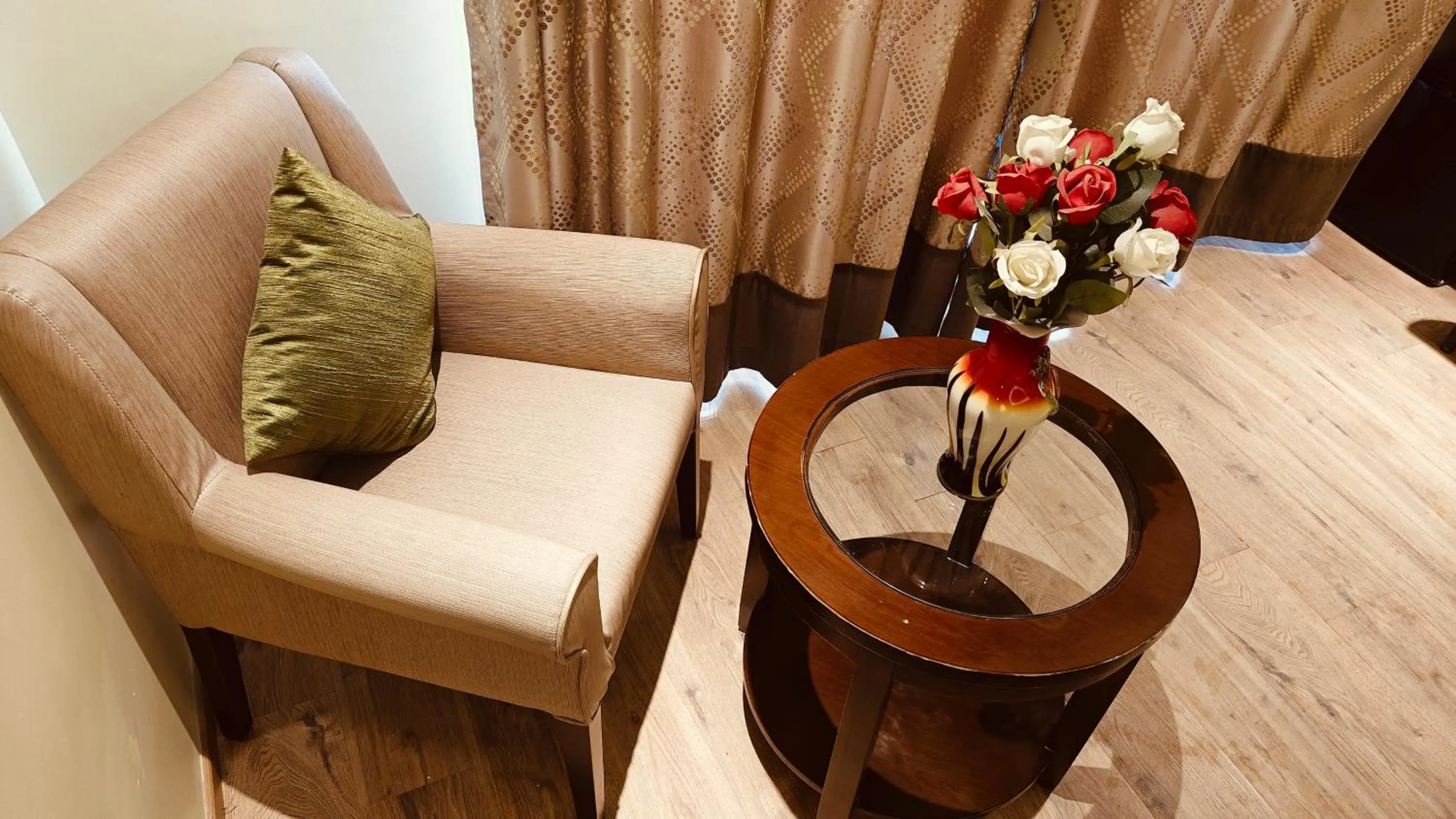 Seating area in ASR Parklane, A Bergamont Hotel - Hosur