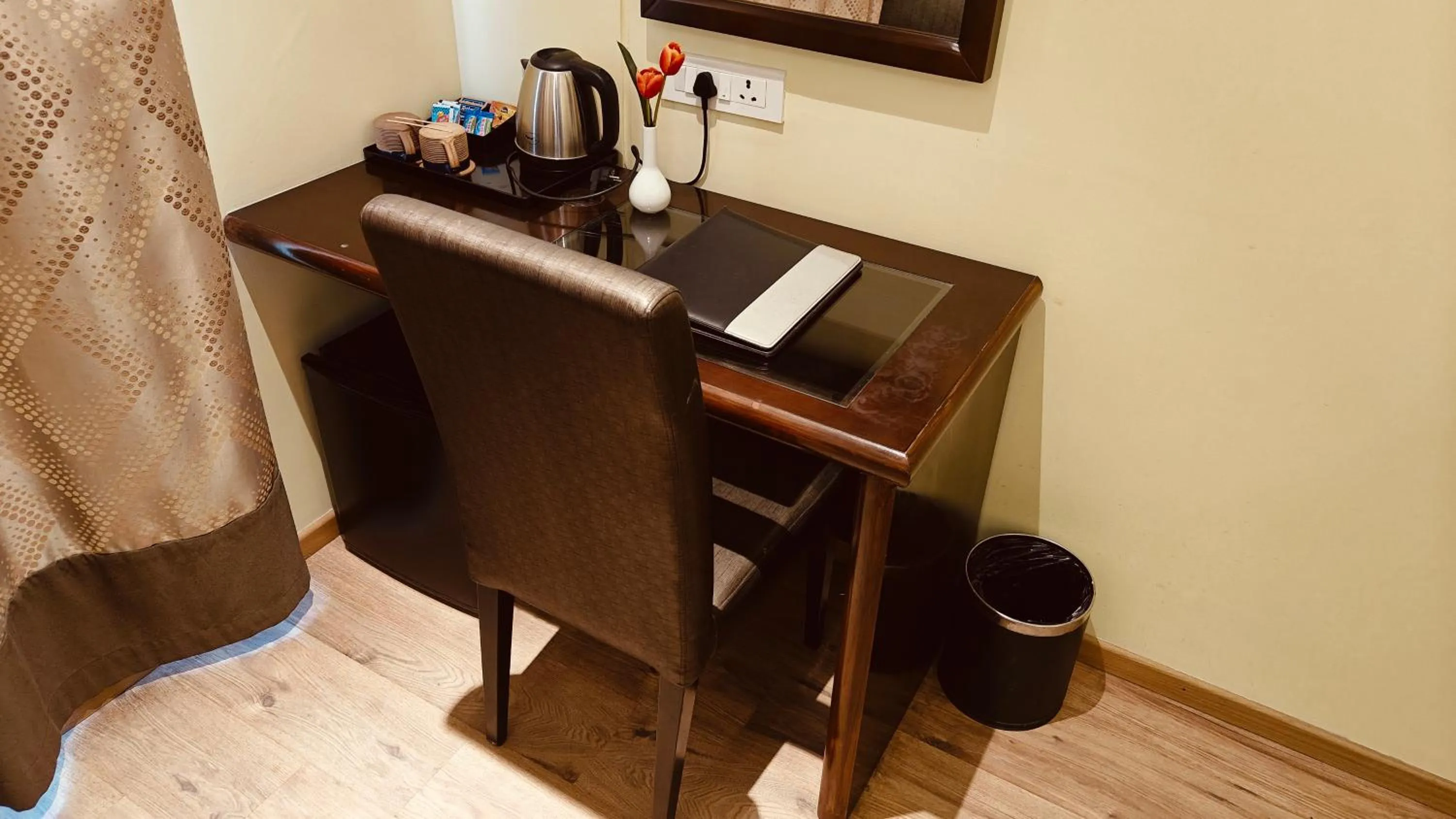 Coffee/tea facilities in ASR Parklane, A Bergamont Hotel - Hosur