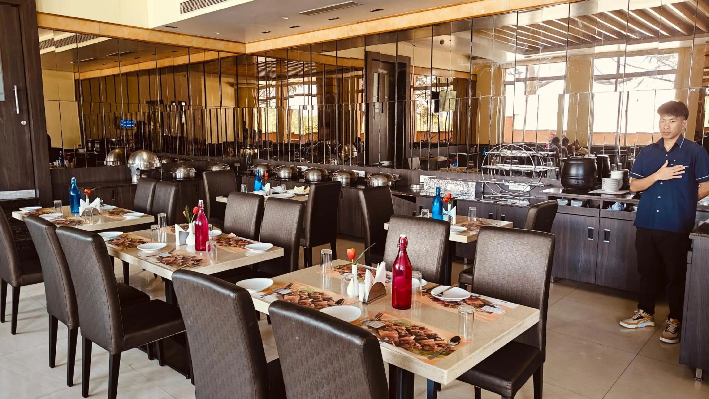 Restaurant/places to eat in ASR Parklane, A Bergamont Hotel - Hosur