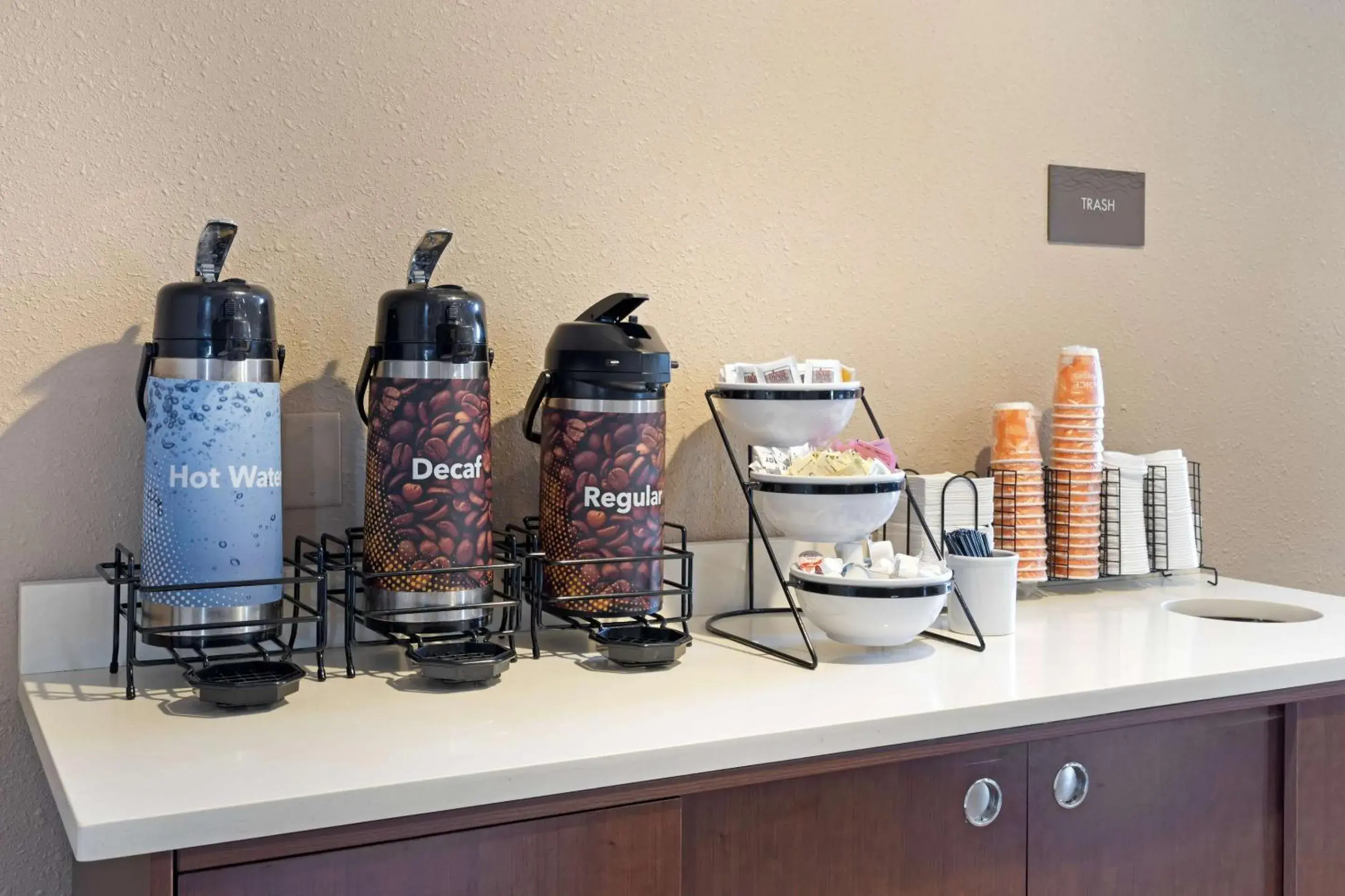 Breakfast in Comfort Inn & Suites Wichita Northeast Breakfast in Comfort Inn & Suites Wichita Northeast