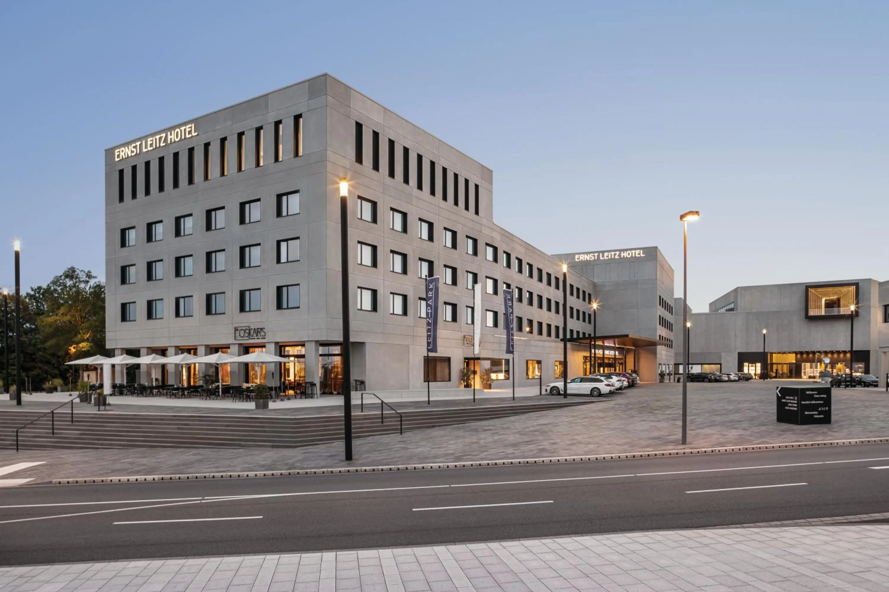 Property building in Vienna House by Wyndham Ernst Leitz Wetzlar