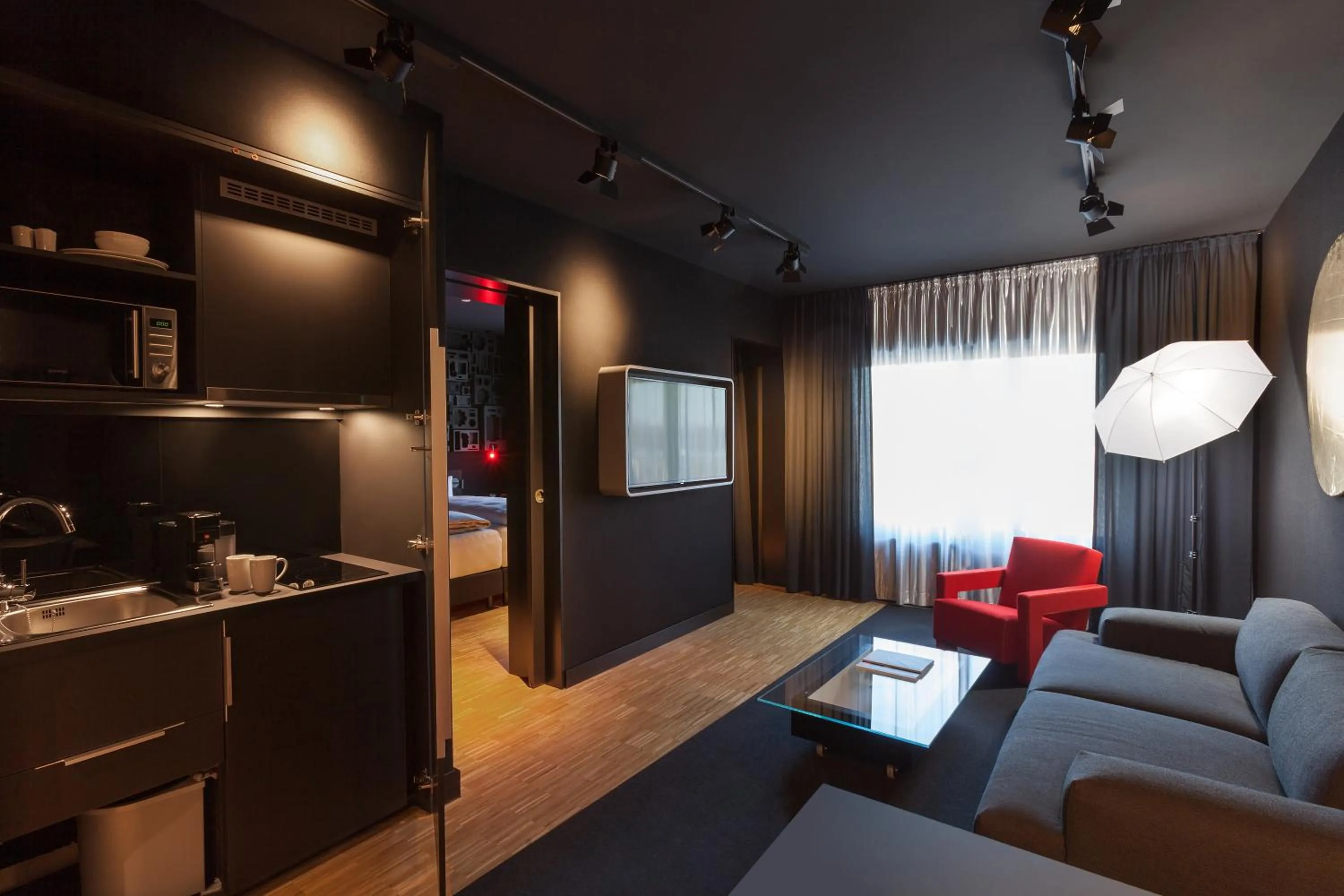 TV and multimedia in Vienna House by Wyndham Ernst Leitz Wetzlar