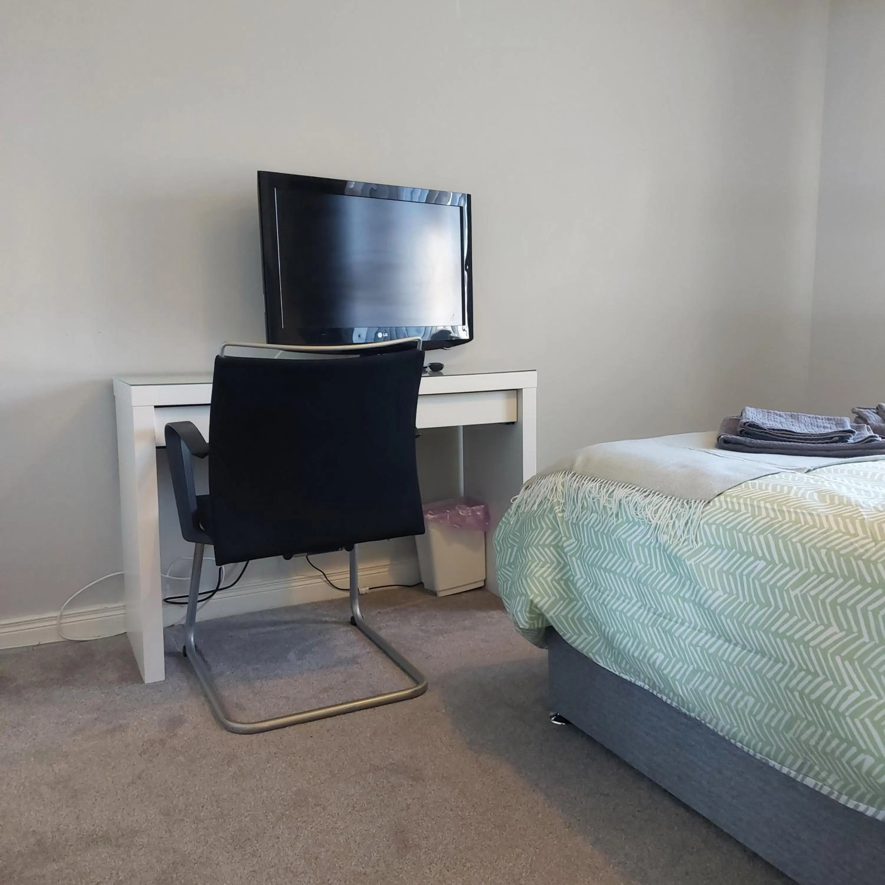 Bed in Lawnbrook Town House
