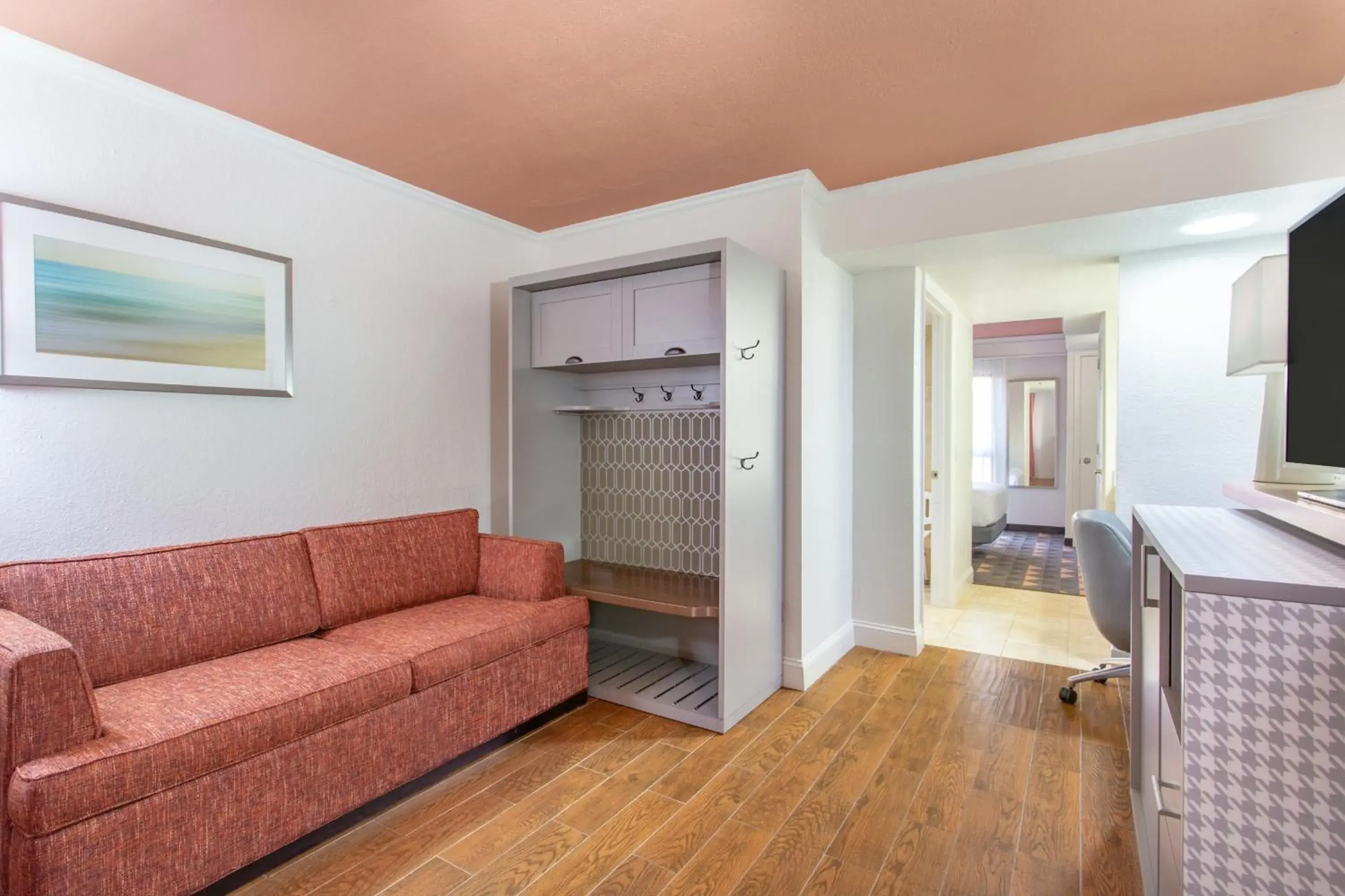 Photo of the whole room in Holiday Inn & Suites Boca Raton - North Photo of the whole room in Holiday Inn & Suites Boca Raton - North