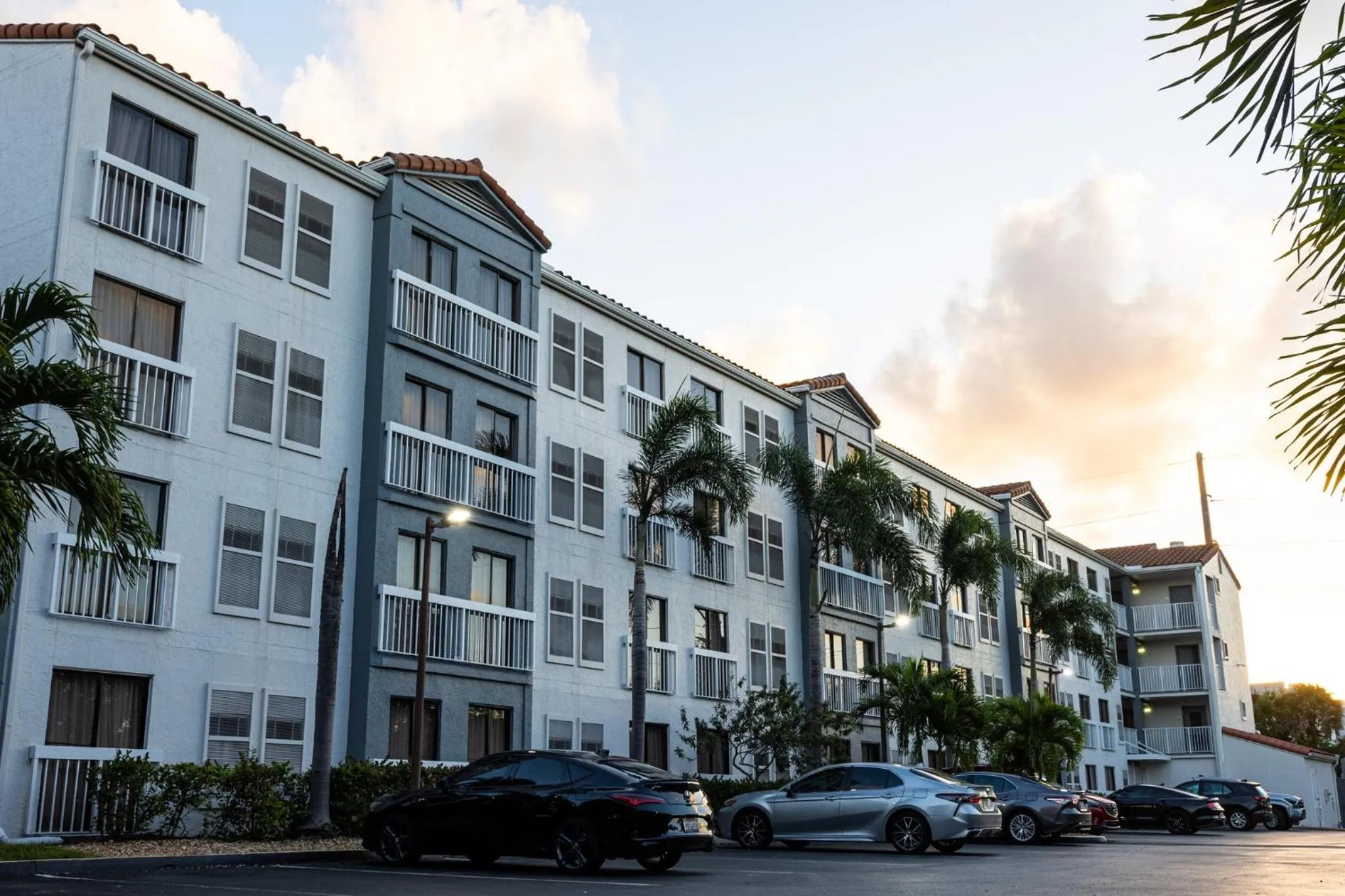 Property building in Holiday Inn & Suites Boca Raton - North