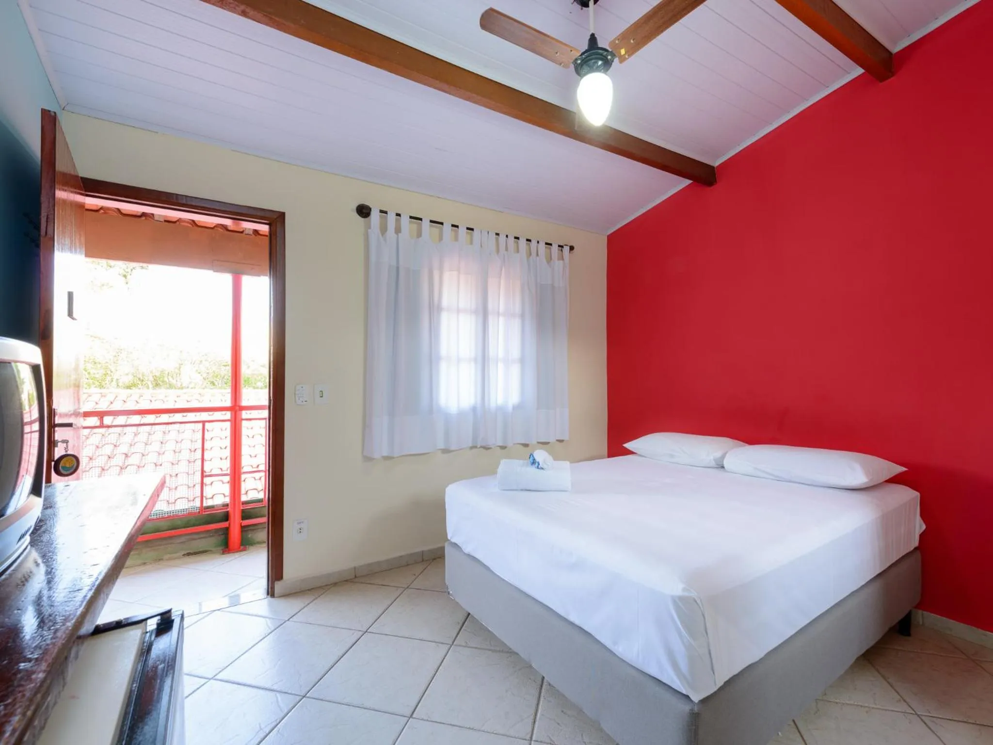 Photo of the whole room, Bed in Pousada Morada da Prainha