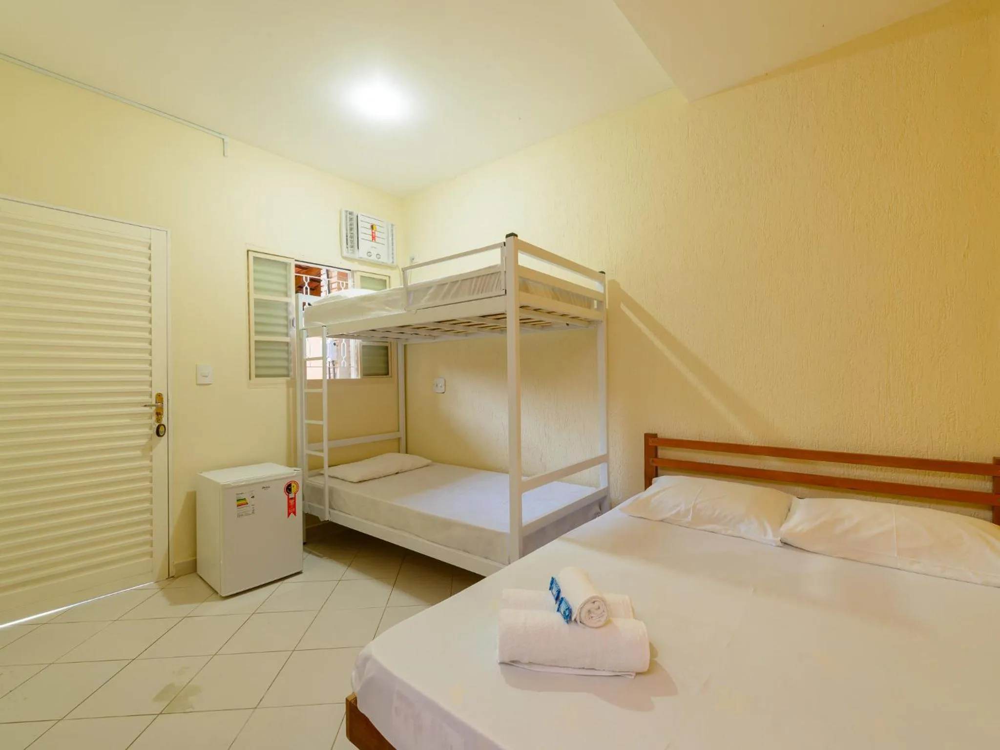 Photo of the whole room, Bed in Pousada Morada da Prainha