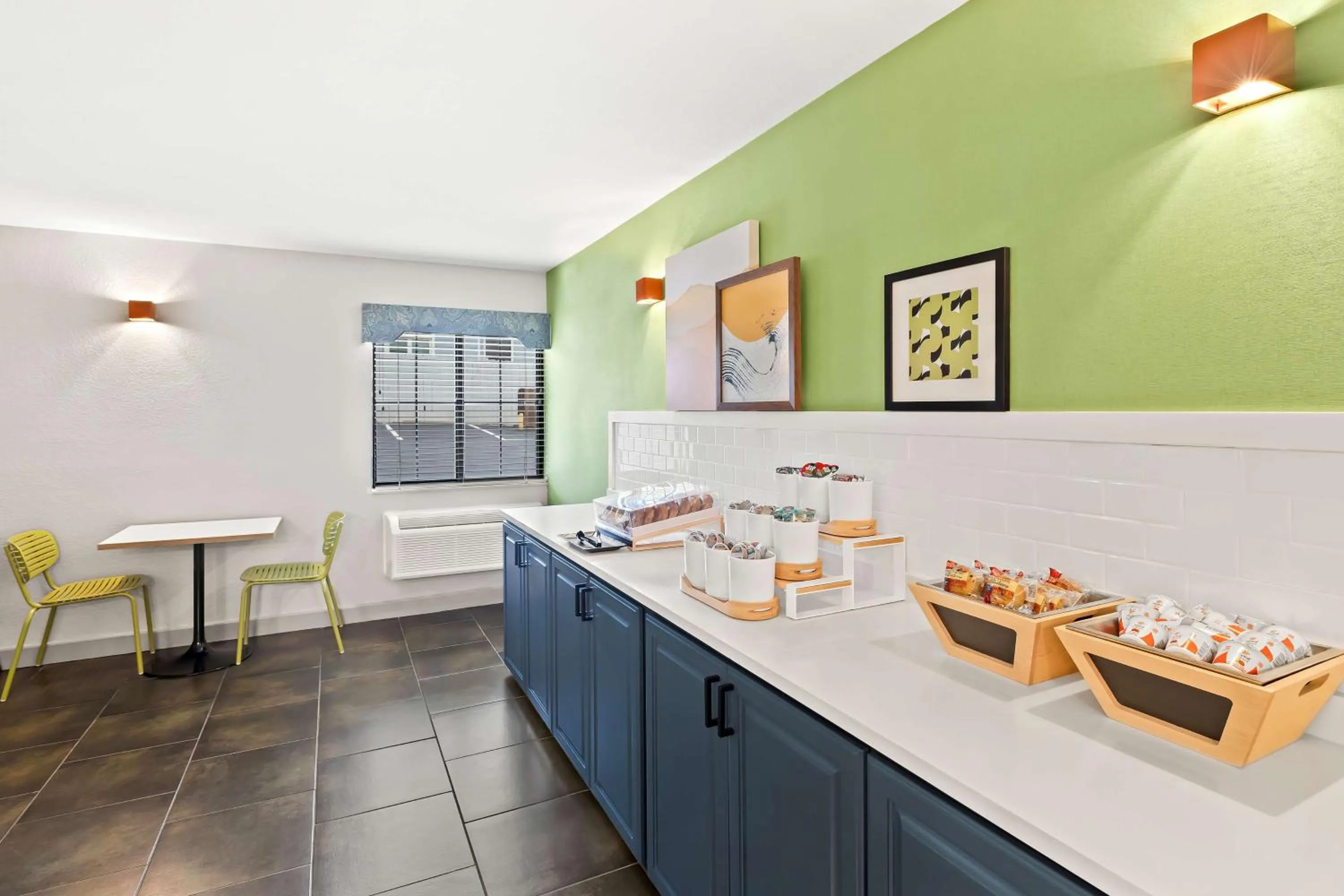 Breakfast in Spark by Hilton Wichita East