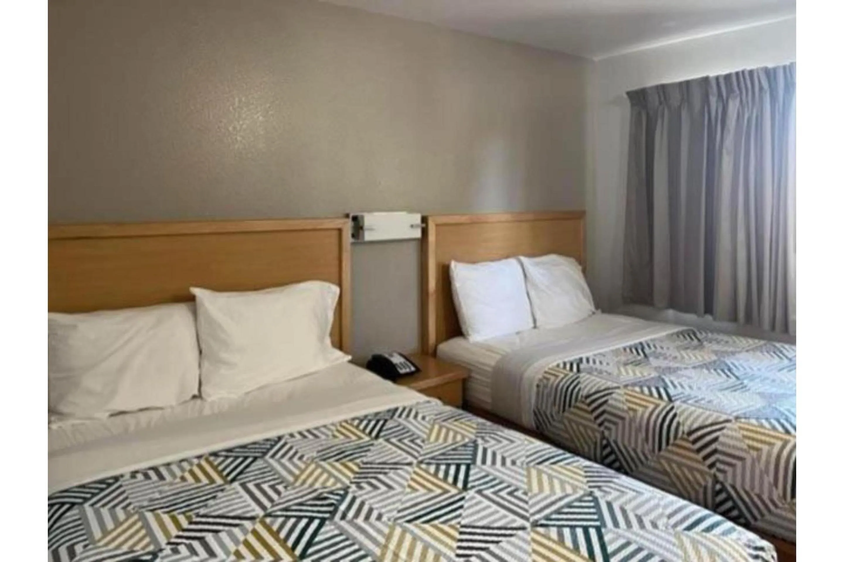 Bedroom, Bed in Motel 6 Riviera Beach FL