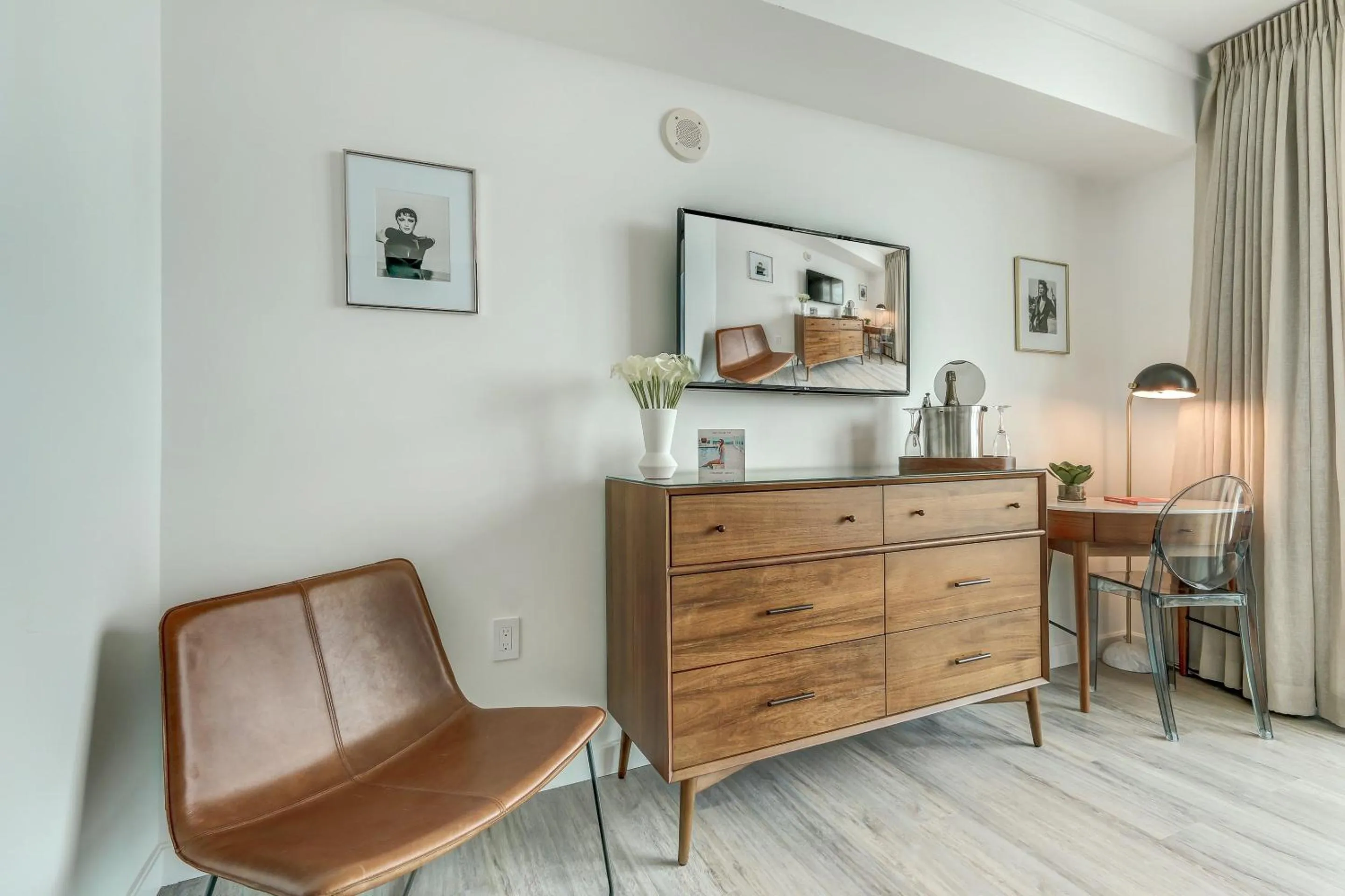 iCoconutGrove - Luxurious Vacation Rentals in Coconut Grove