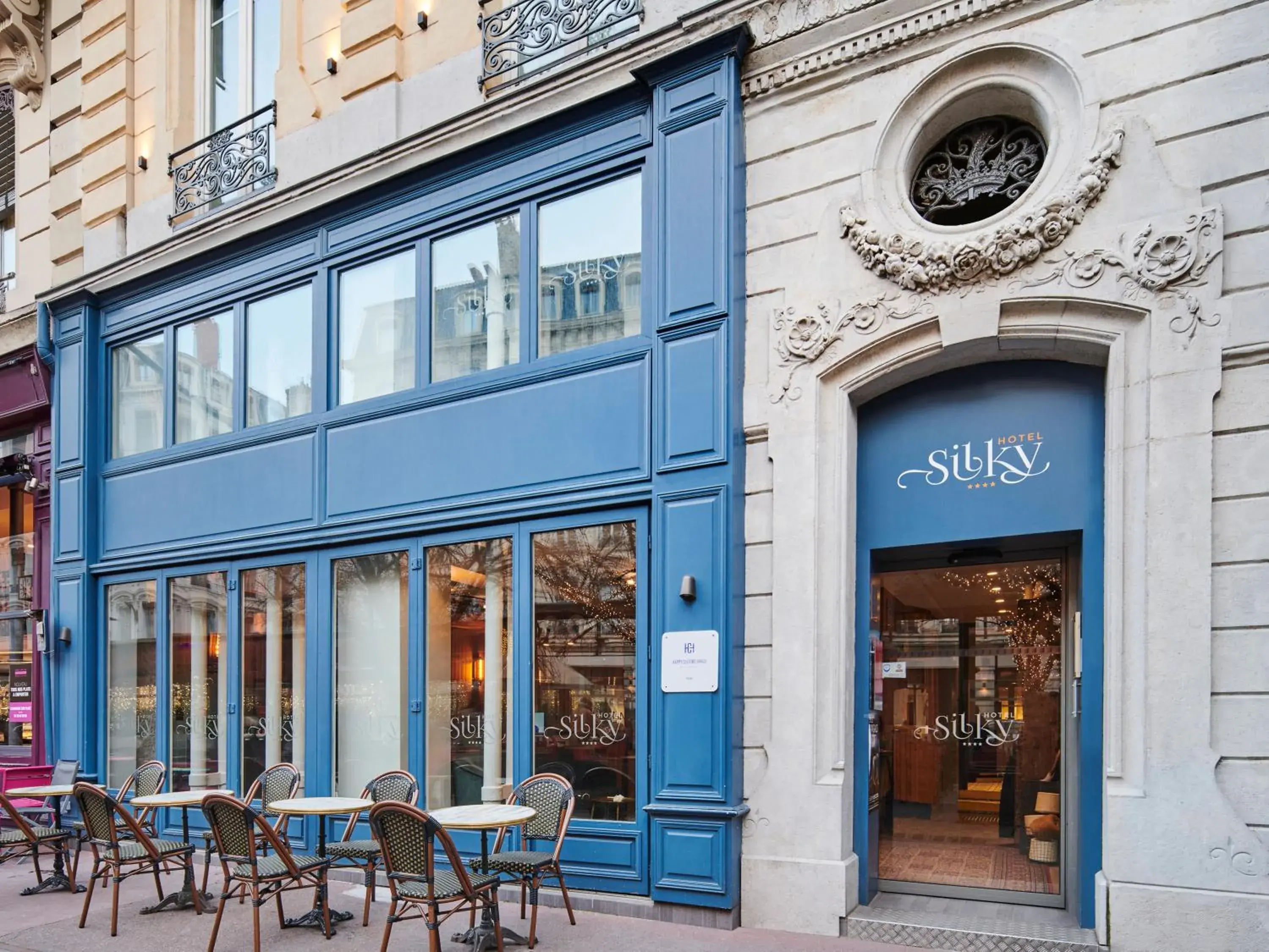 Facade/entrance in Hôtel Silky by HappyCulture Facade/entrance in Hôtel Silky by HappyCulture