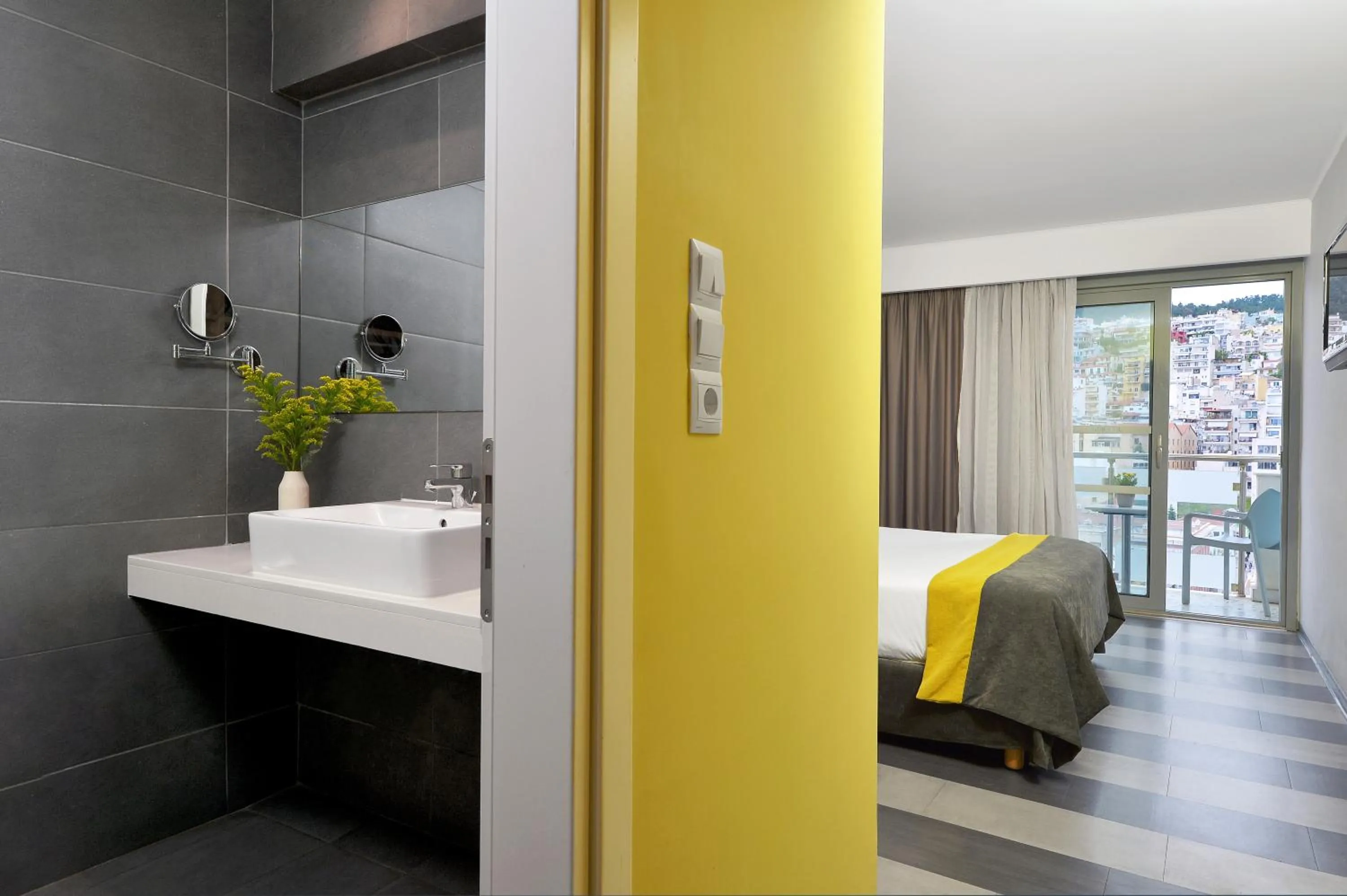 Bedroom, Bed in Airotel Galaxy