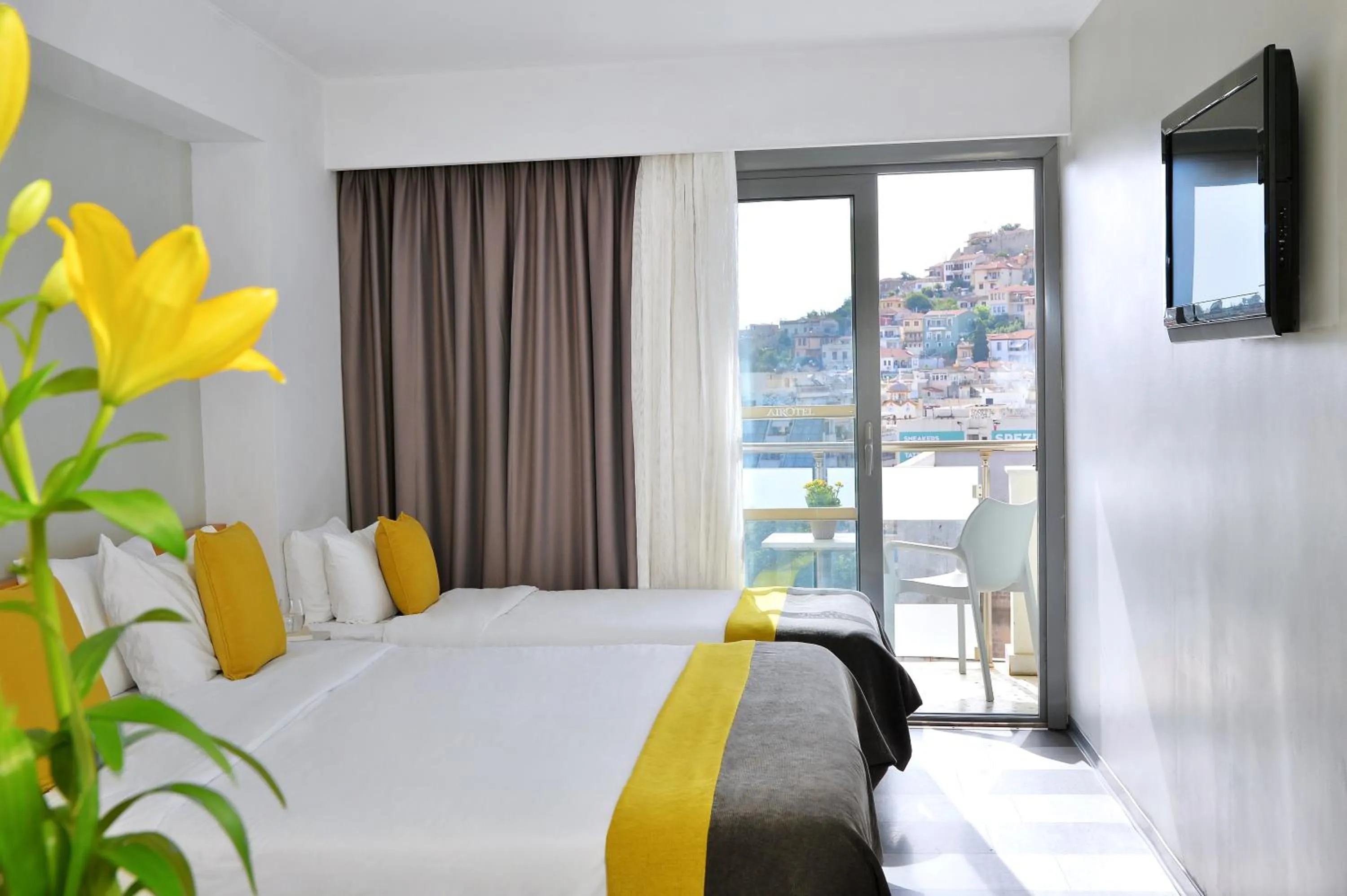 Bed in Airotel Galaxy