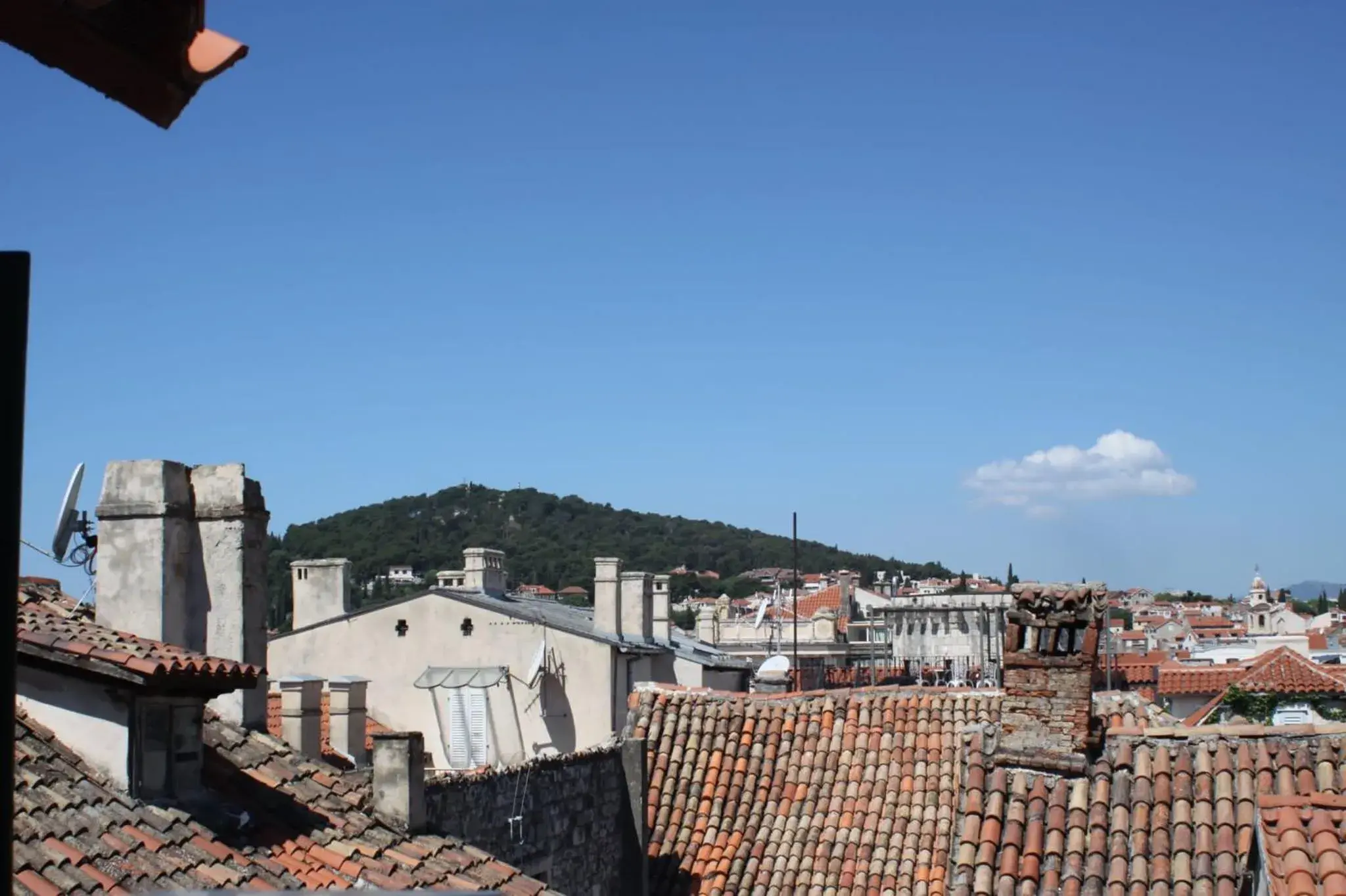 Rooms Toni Palace Rooms Toni Palace