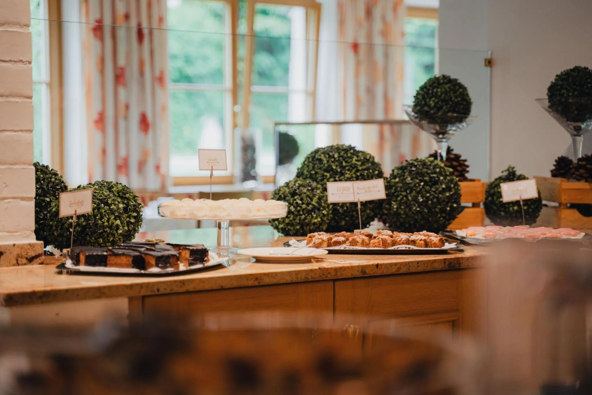 Restaurant/places to eat in Relax- & Wanderhotel Poppengut