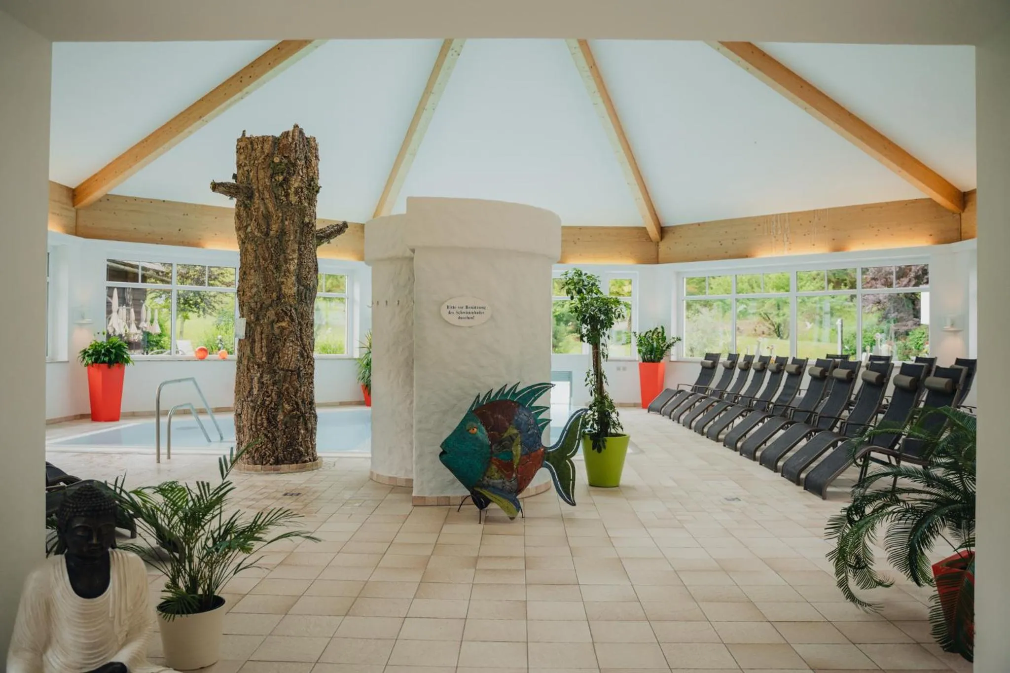 Swimming pool in Relax- & Wanderhotel Poppengut