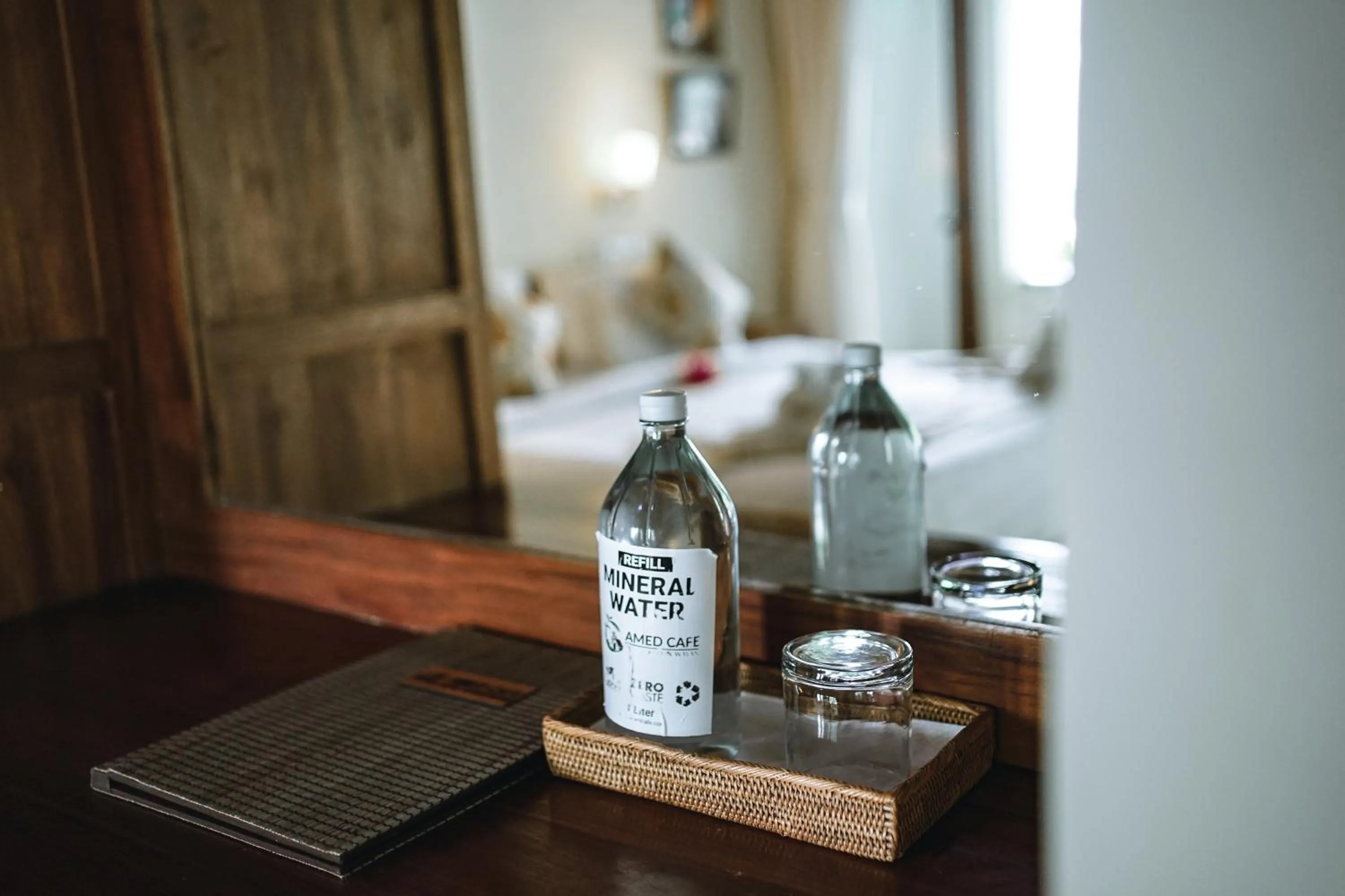 Bed in Amed Cafe & Hotel Kebun Wayan