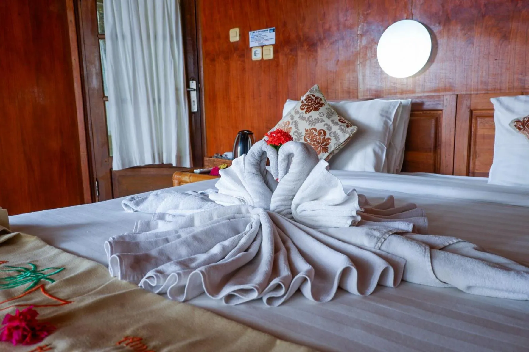 Bed in Amed Cafe & Hotel Kebun Wayan