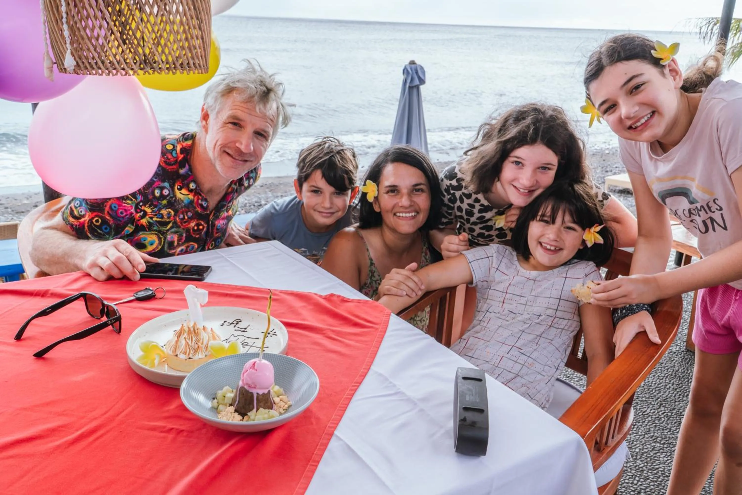 People in Amed Cafe & Hotel Kebun Wayan