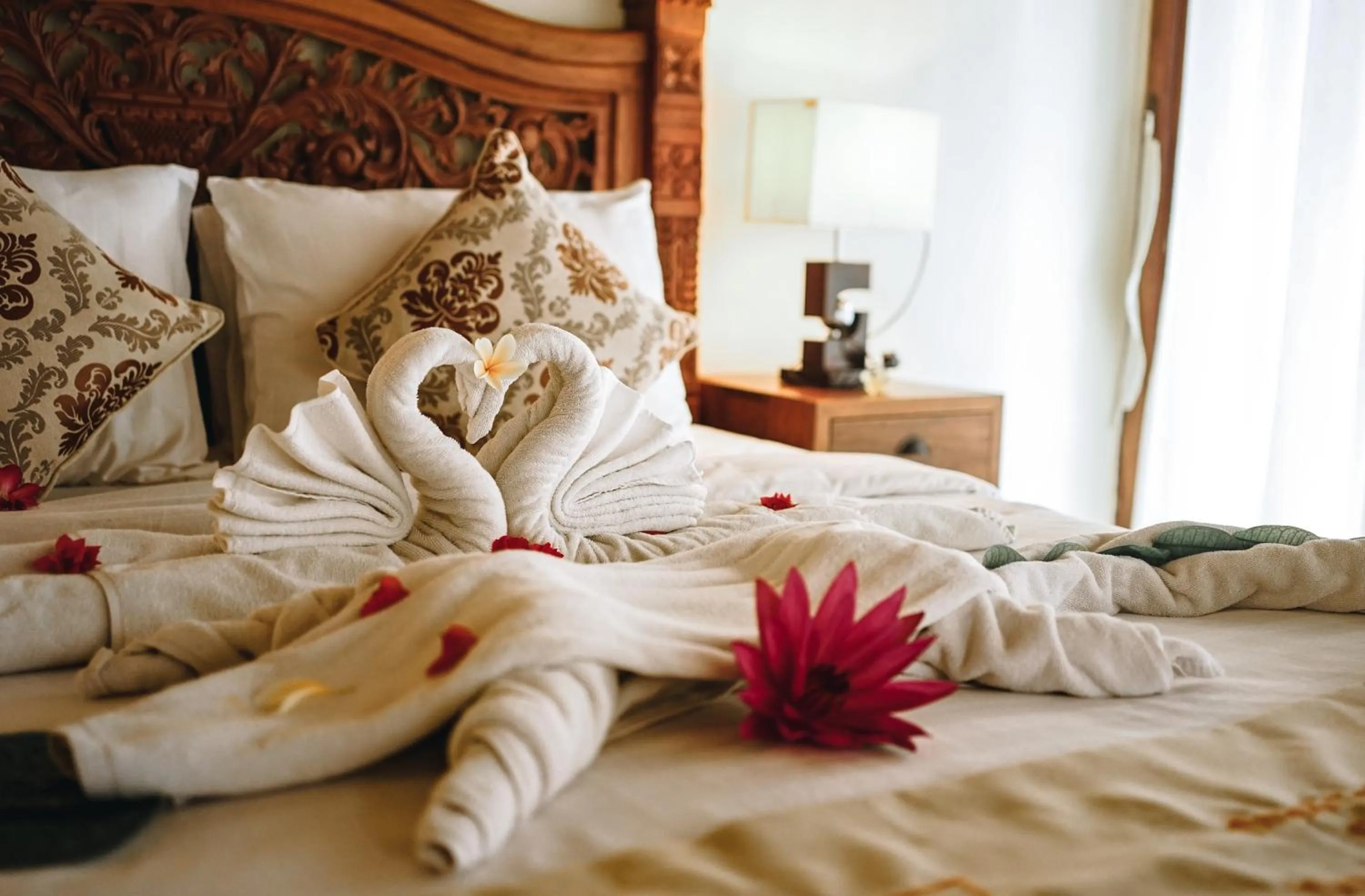 Bed in Amed Cafe & Hotel Kebun Wayan