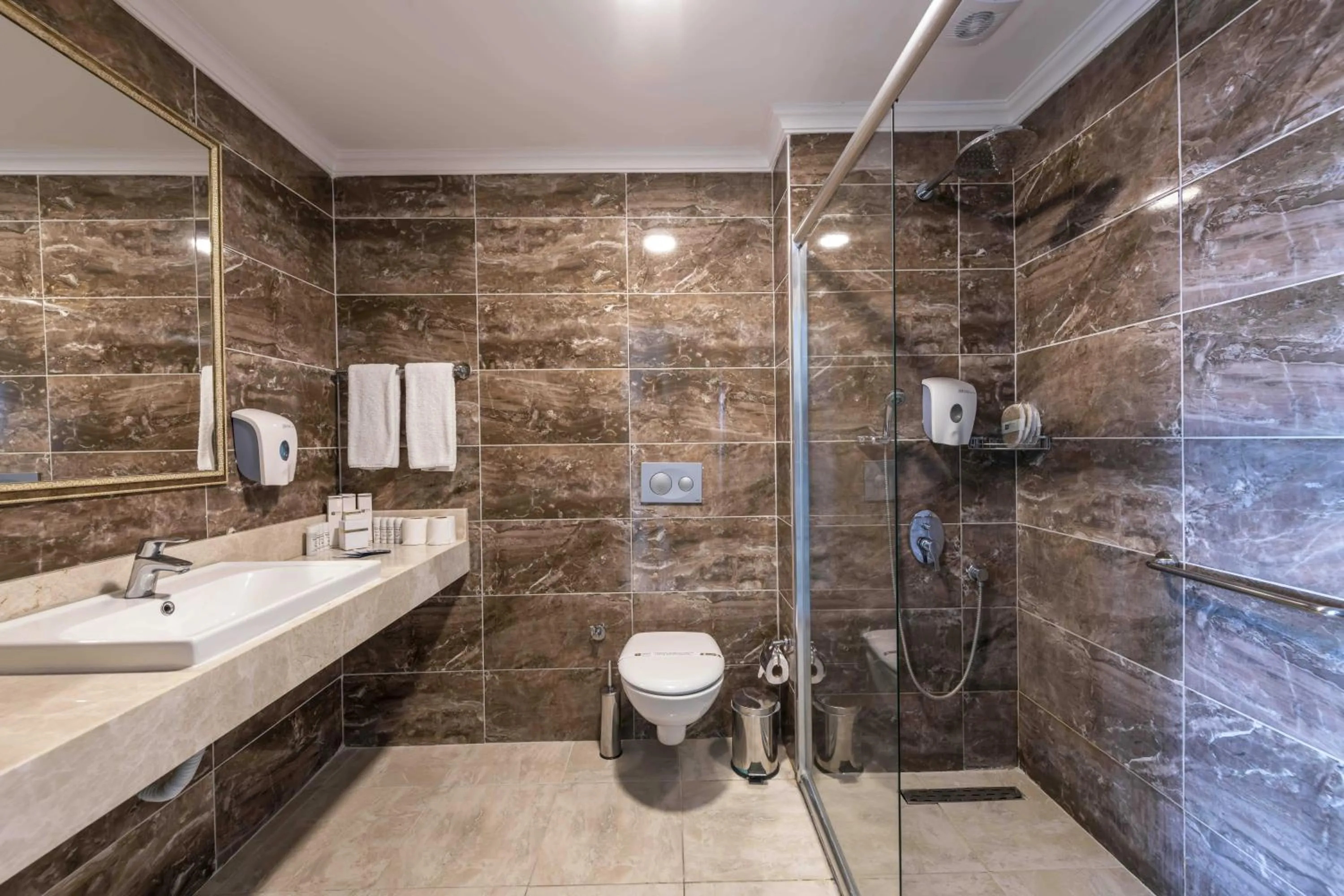 Shower in Labranda Excelsior Hotel