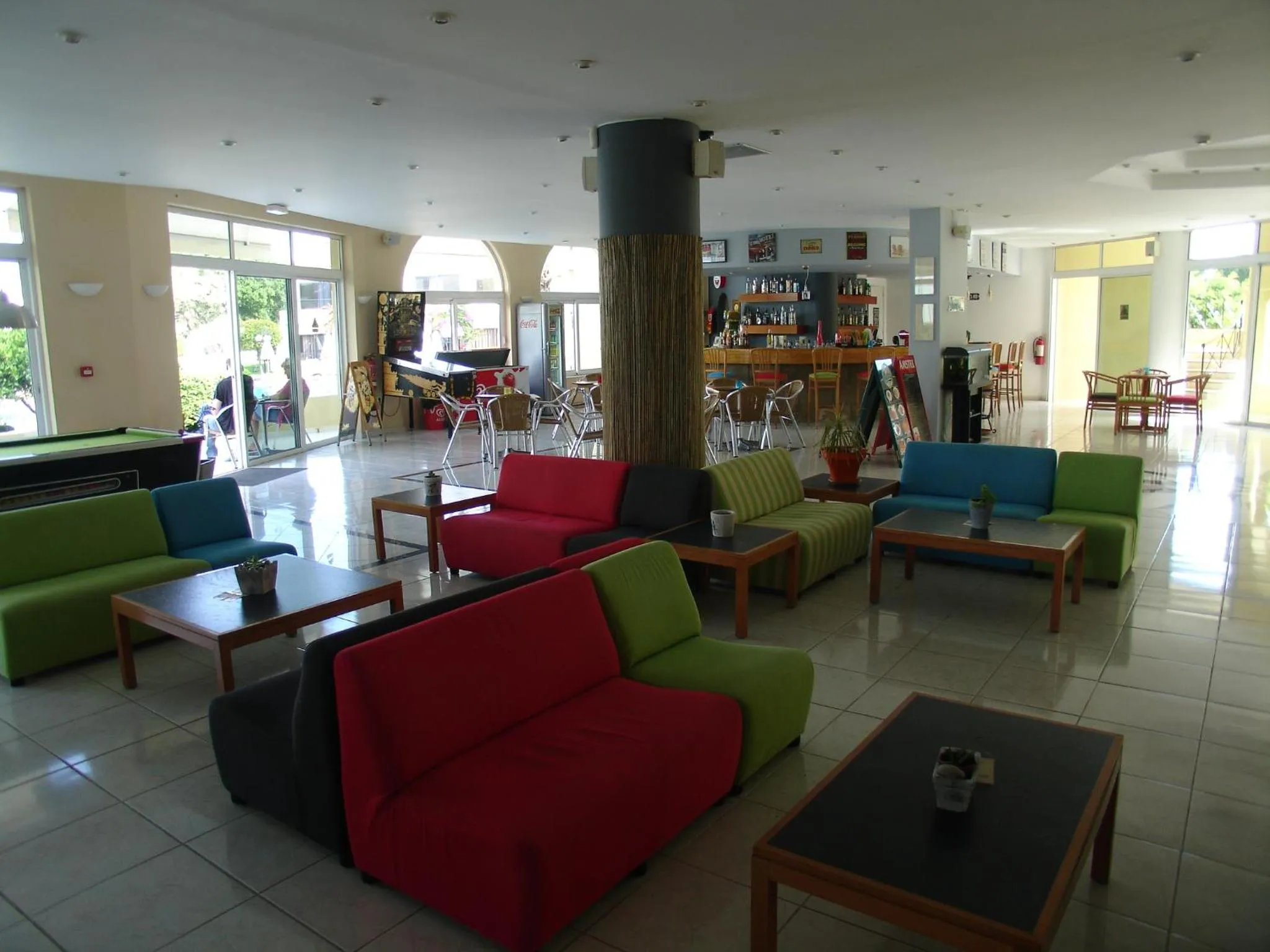 Lounge or bar in Summerland Hotel