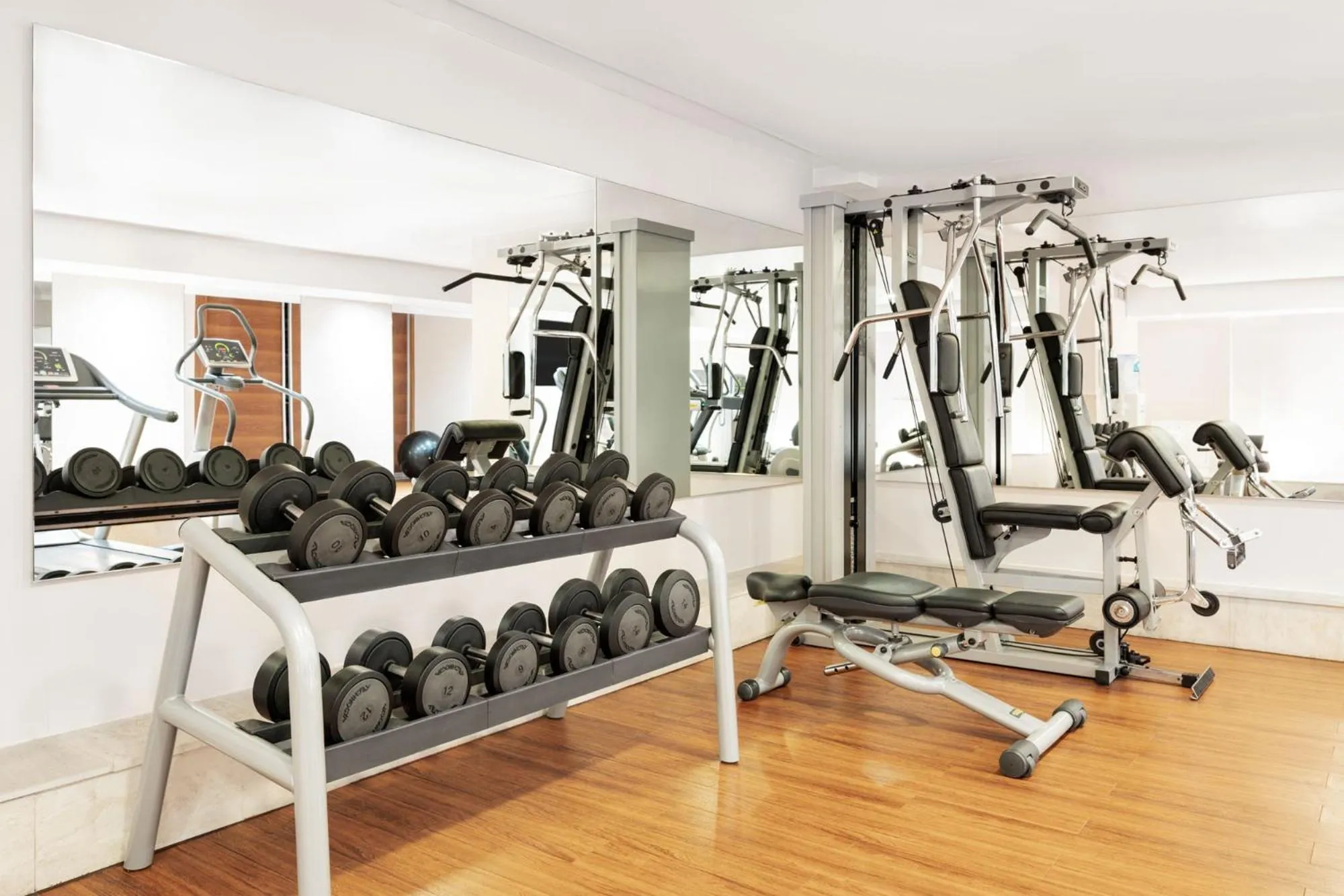 Fitness centre/facilities in Movenpick hotel Sarajevo