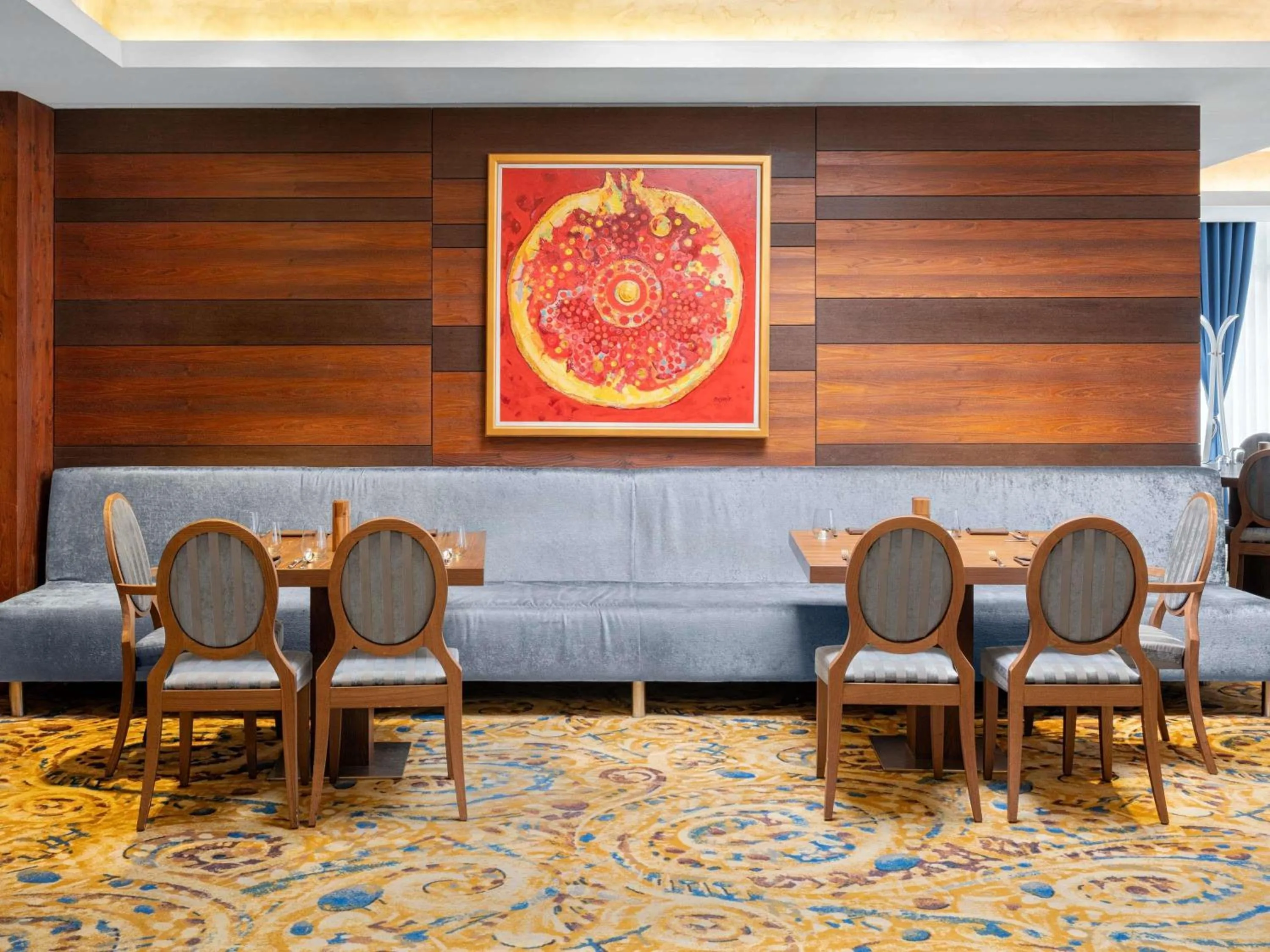 Restaurant/places to eat in Movenpick hotel Sarajevo