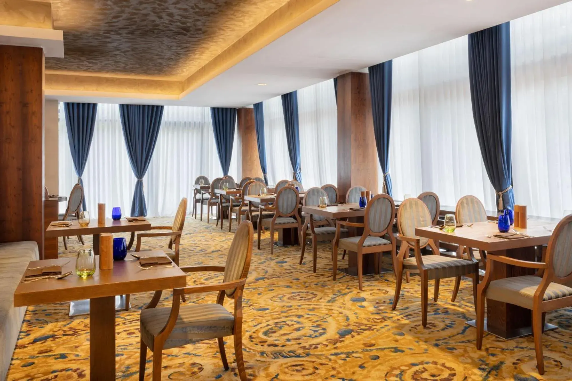 Restaurant/places to eat in Movenpick hotel Sarajevo Restaurant/places to eat in Movenpick hotel Sarajevo