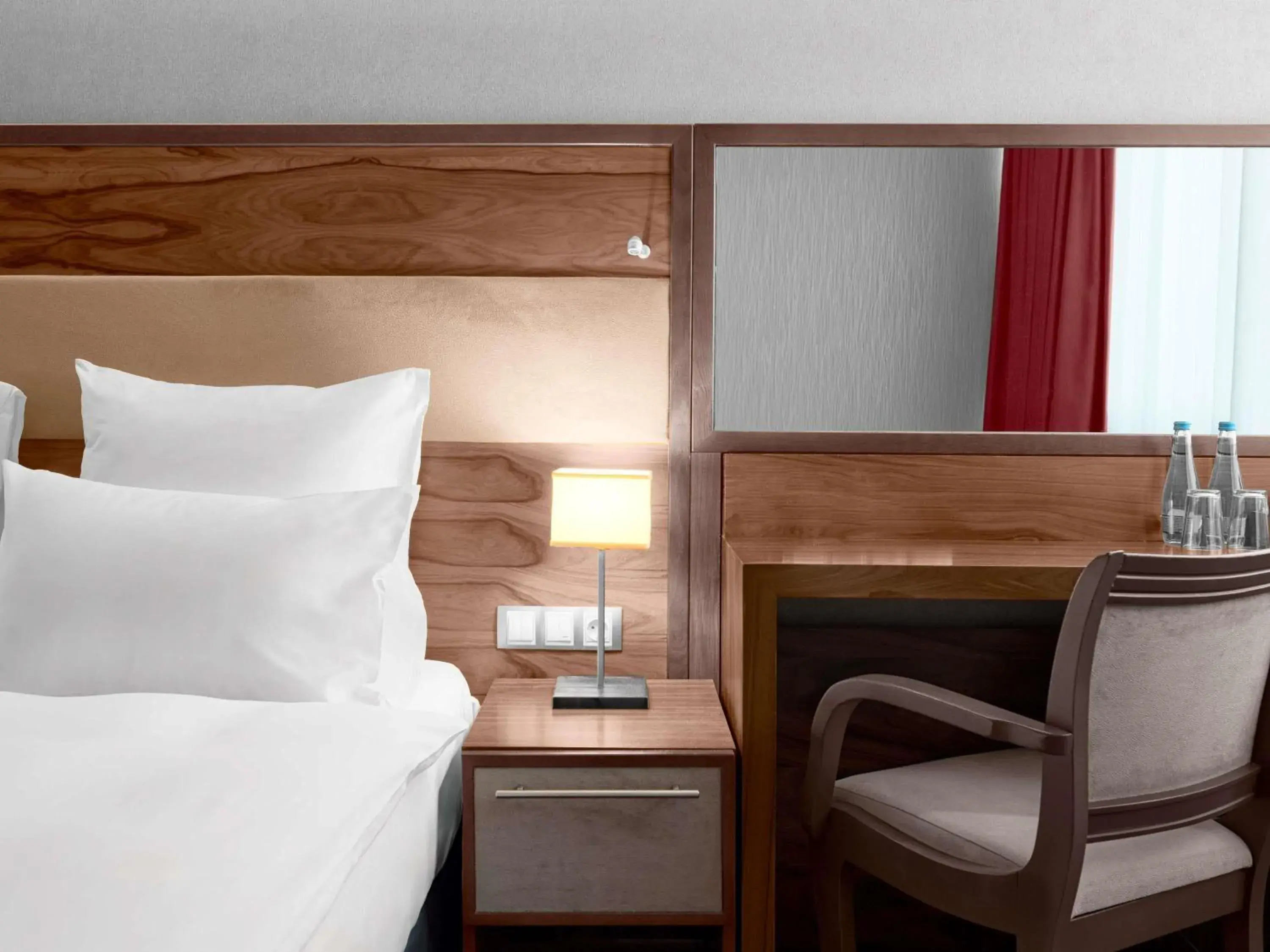 Bedroom, Bed in Movenpick hotel Sarajevo Bedroom, Bed in Movenpick hotel Sarajevo