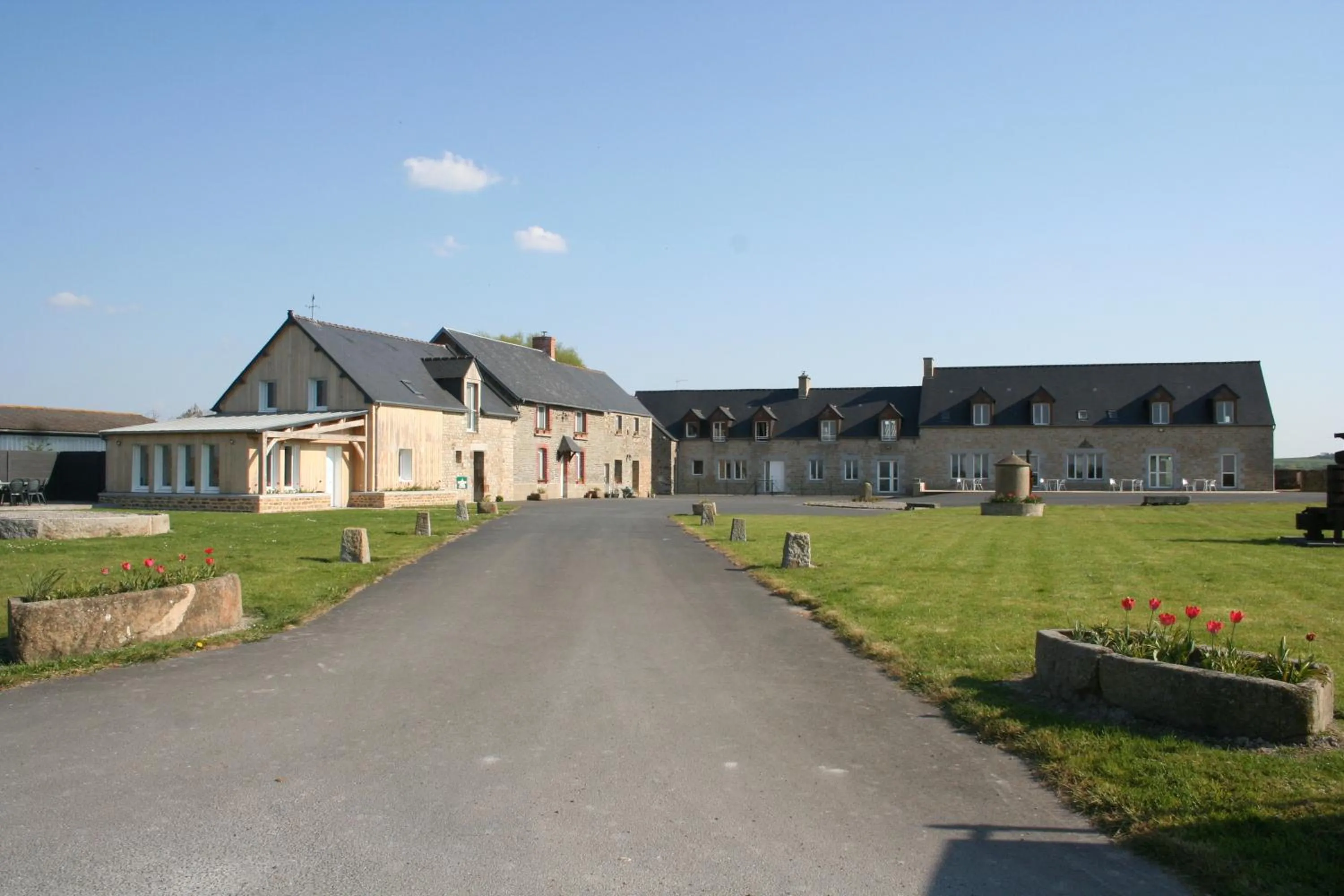 Property building in Etoile des Grèves