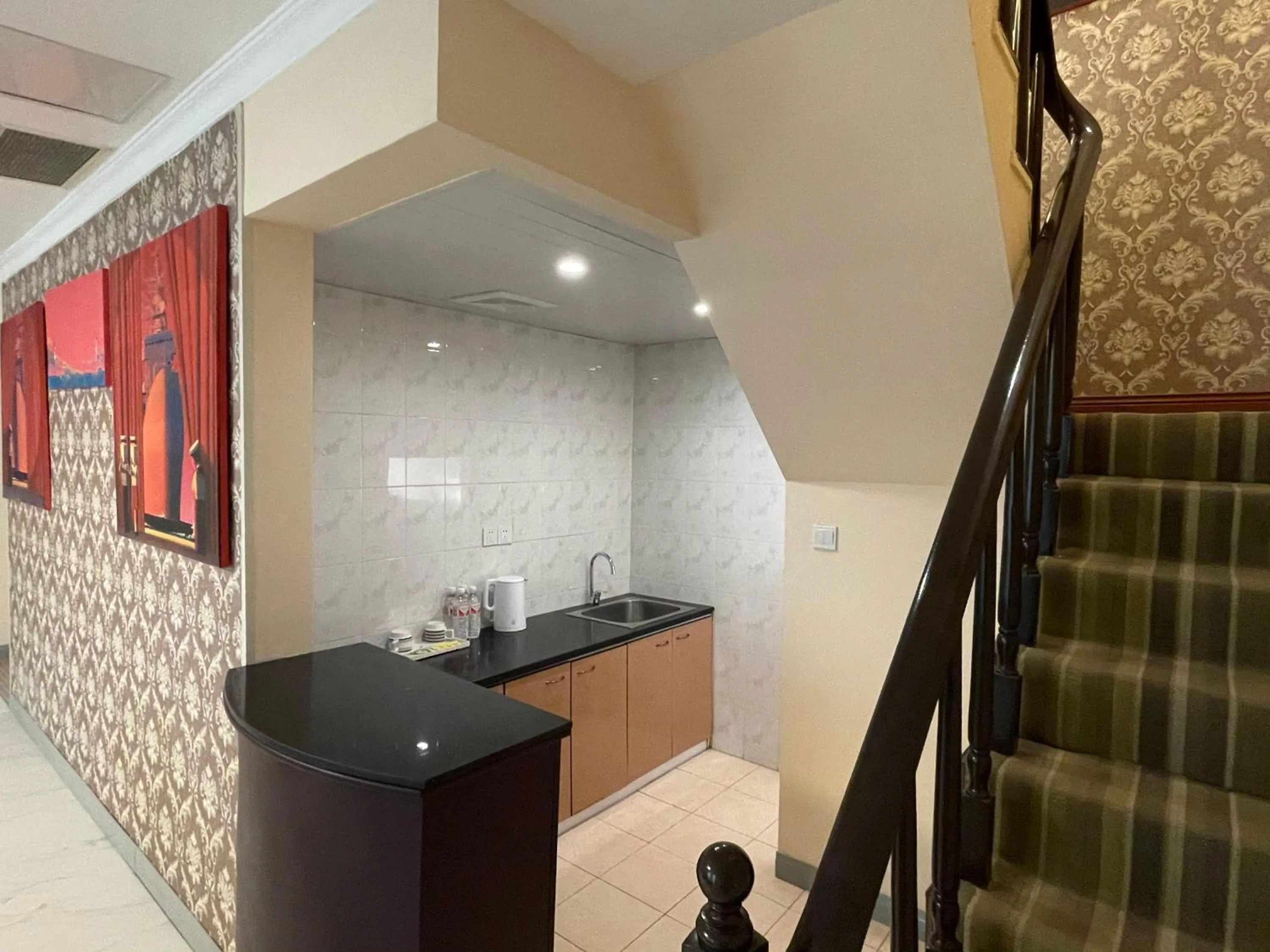 minibar in Magnificent International Hotel