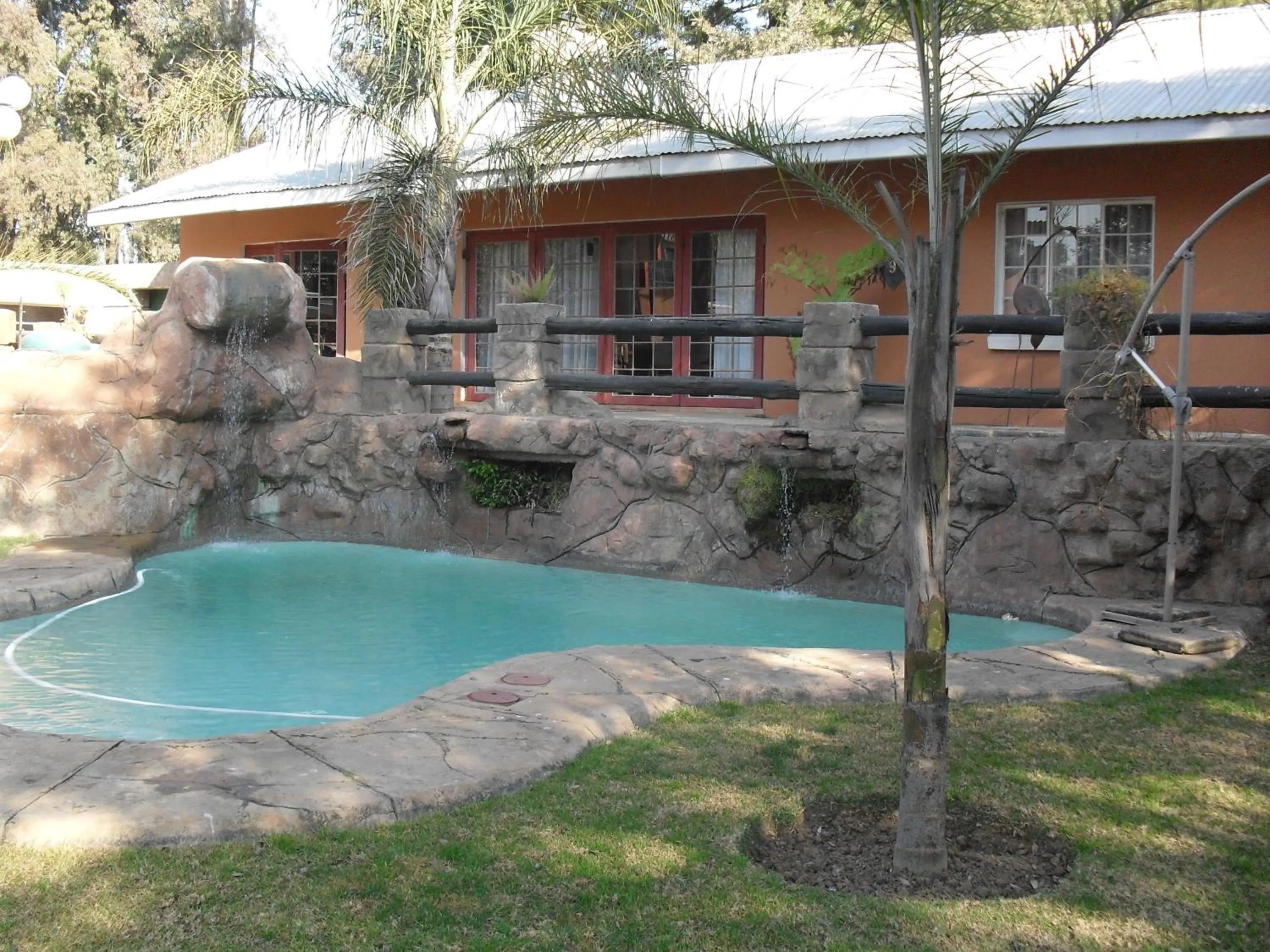 Swimming pool in Anna Boeremeisie Guesthouse