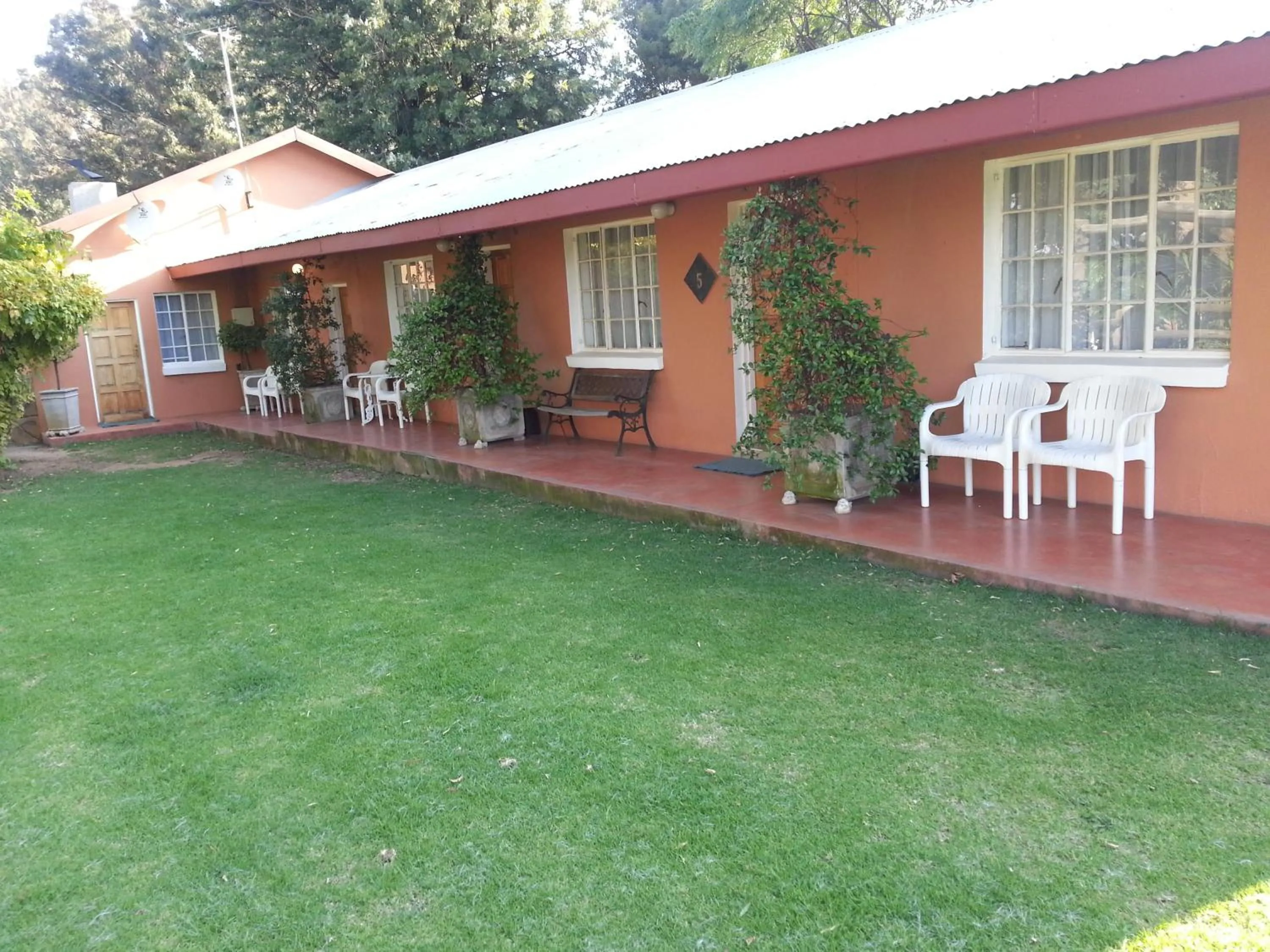 Property building in Anna Boeremeisie Guesthouse