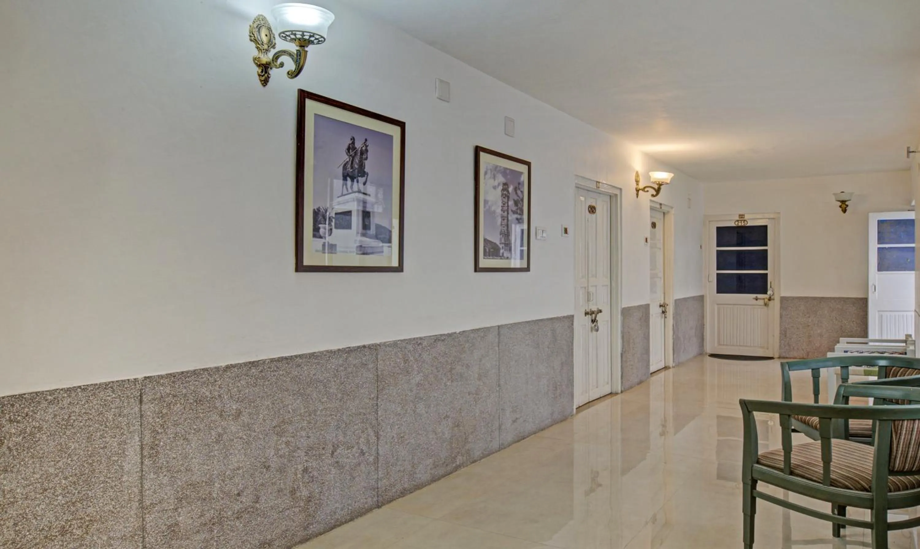 Lobby or reception in Hotel Meera Udaipur