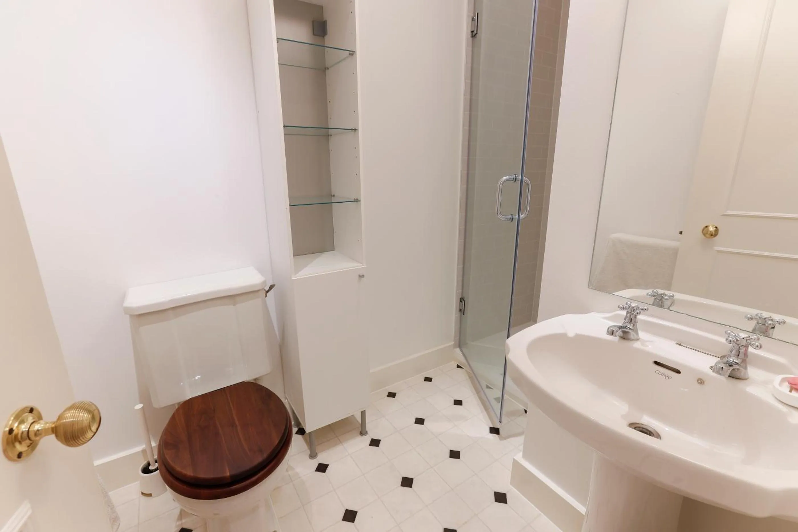 Bathroom in Attractive Chelsea apartment for four