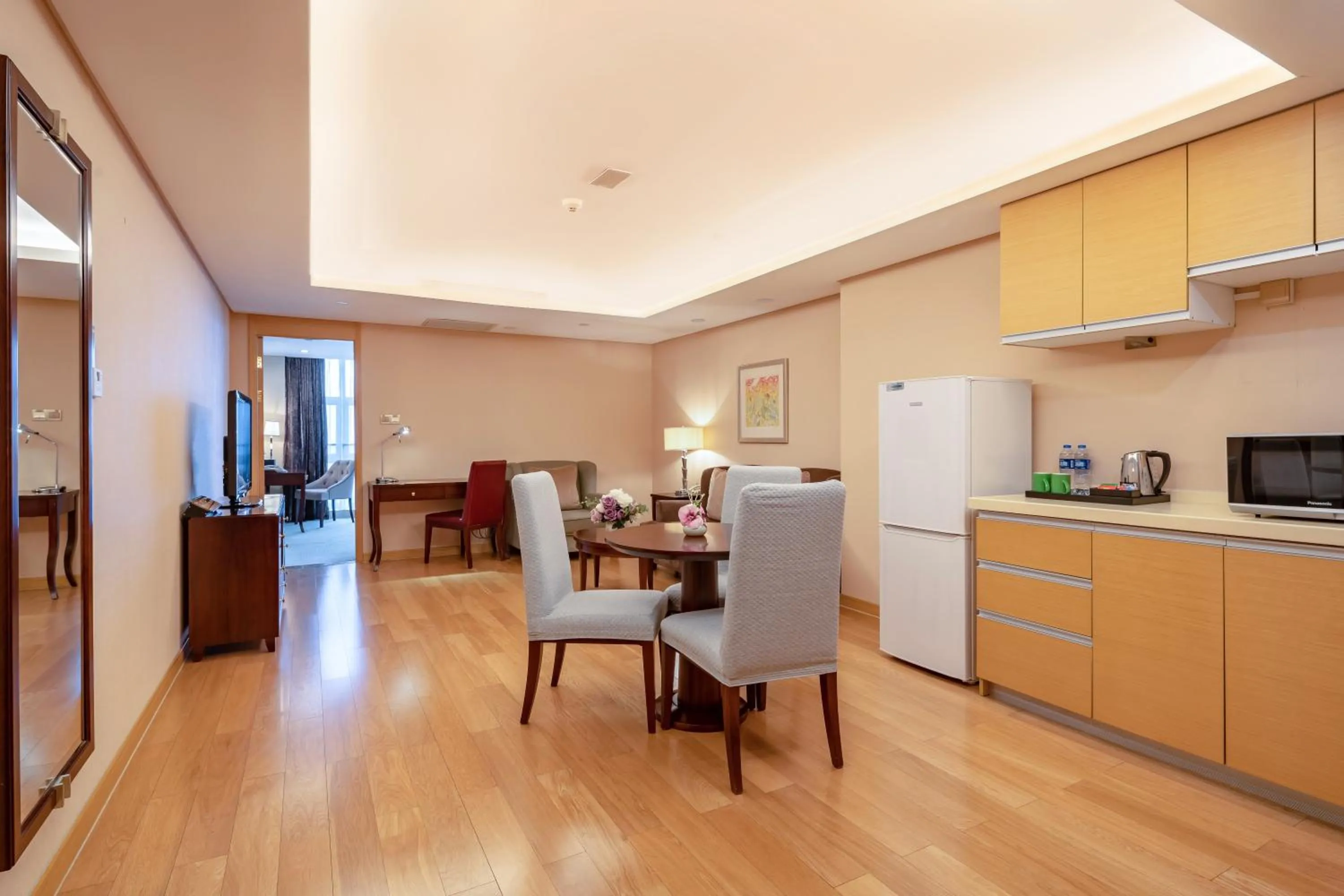 Kitchen or kitchenette in Regal Plaza Hotel & Residence