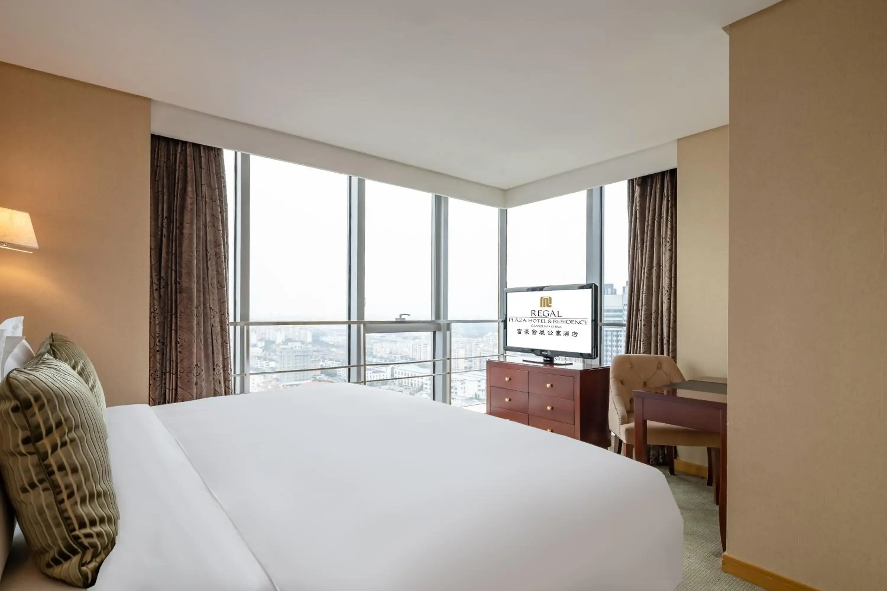 Deluxe king bed one room and one living room in Regal Plaza Hotel & Residence Deluxe king bed one room and one living room in Regal Plaza Hotel & Residence