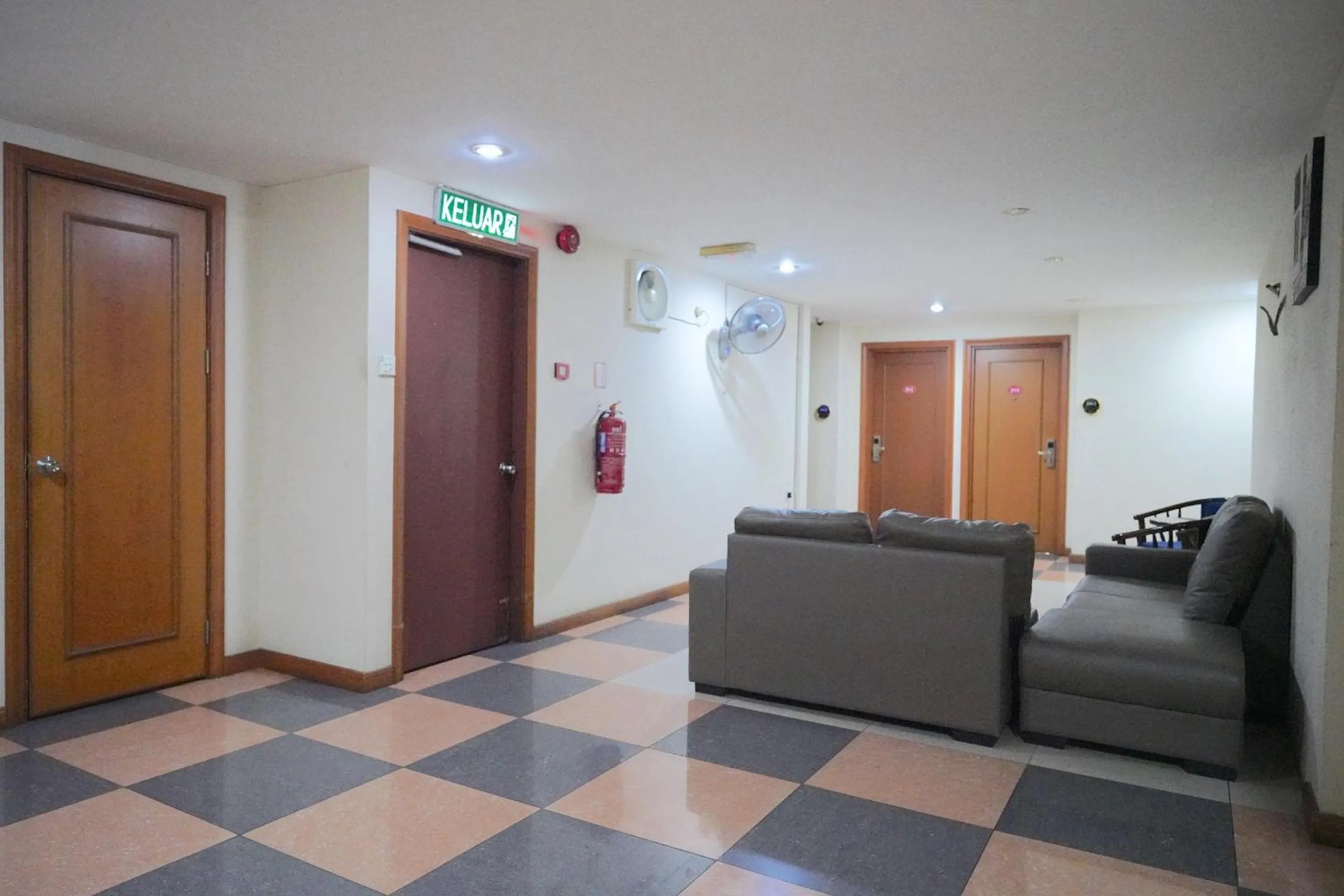 Seating area in Houz Inn