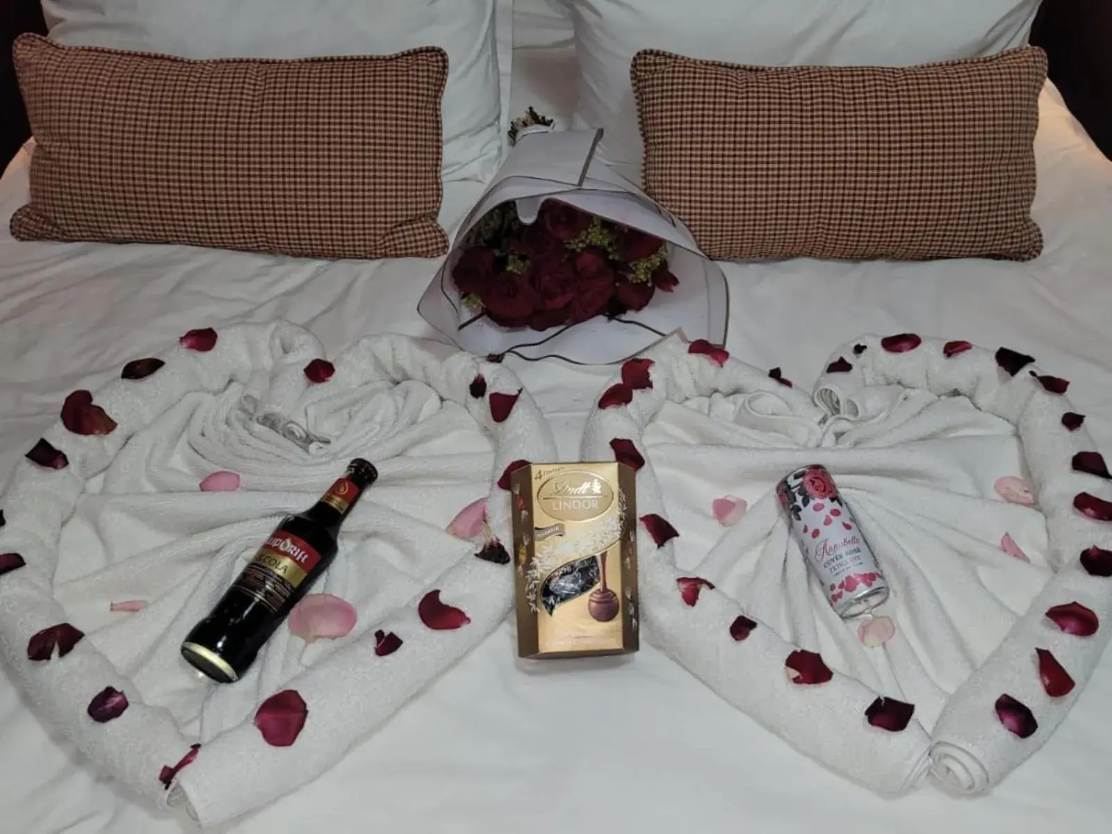 Property building in Hole In One Property building in Hole In One