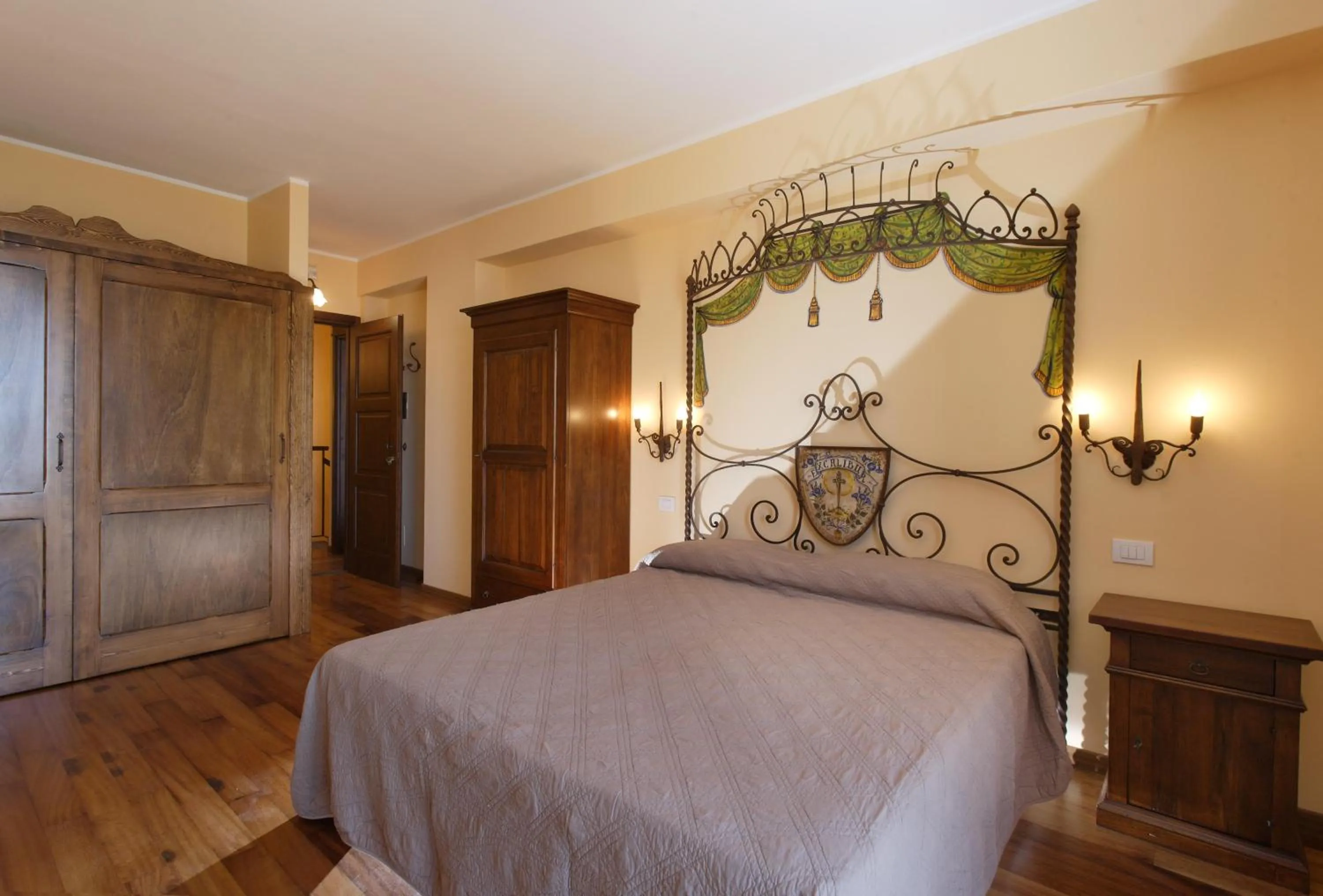 Bedroom, Bed in Borgo Medievale